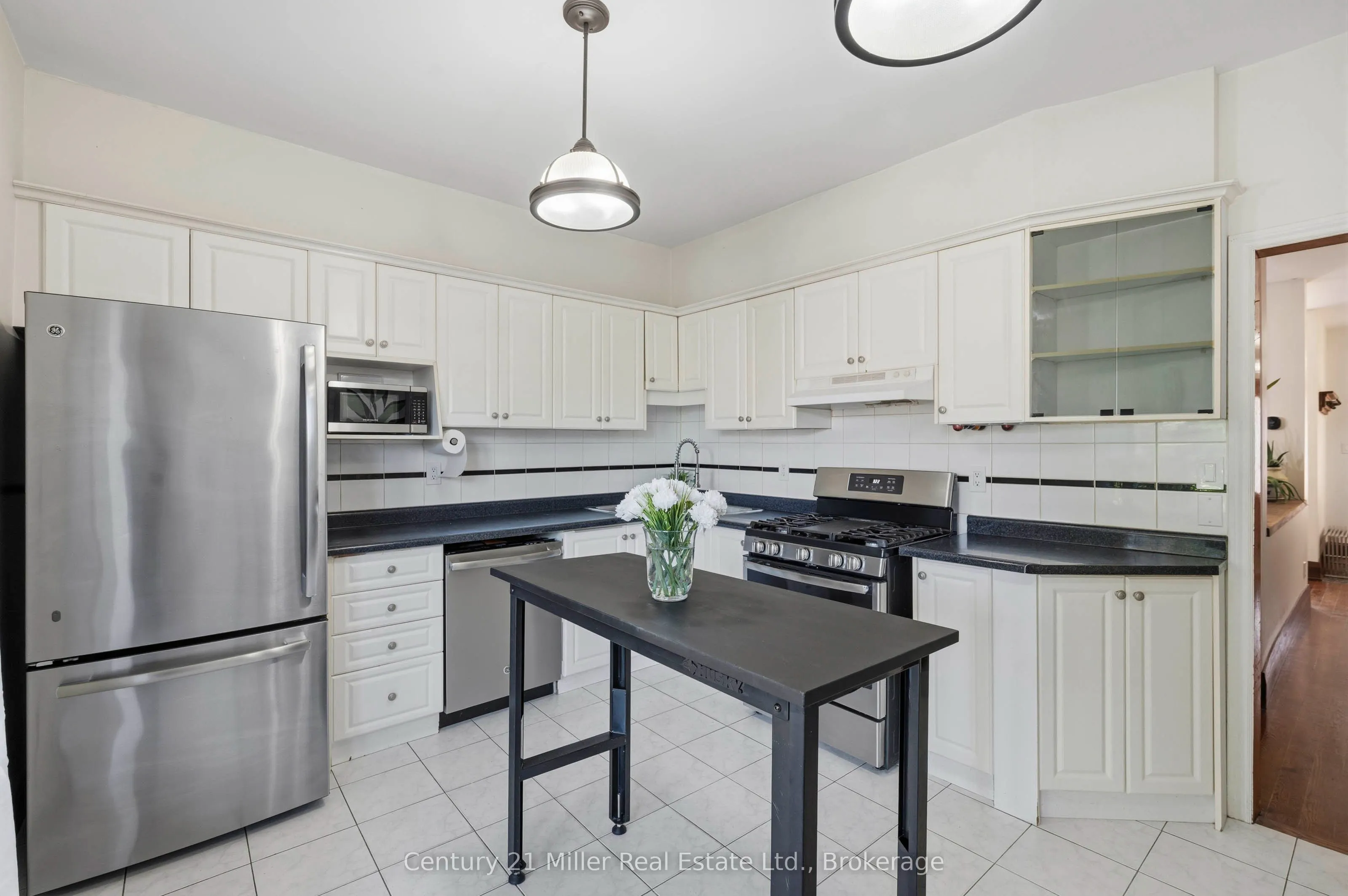 213 Boon Avenue