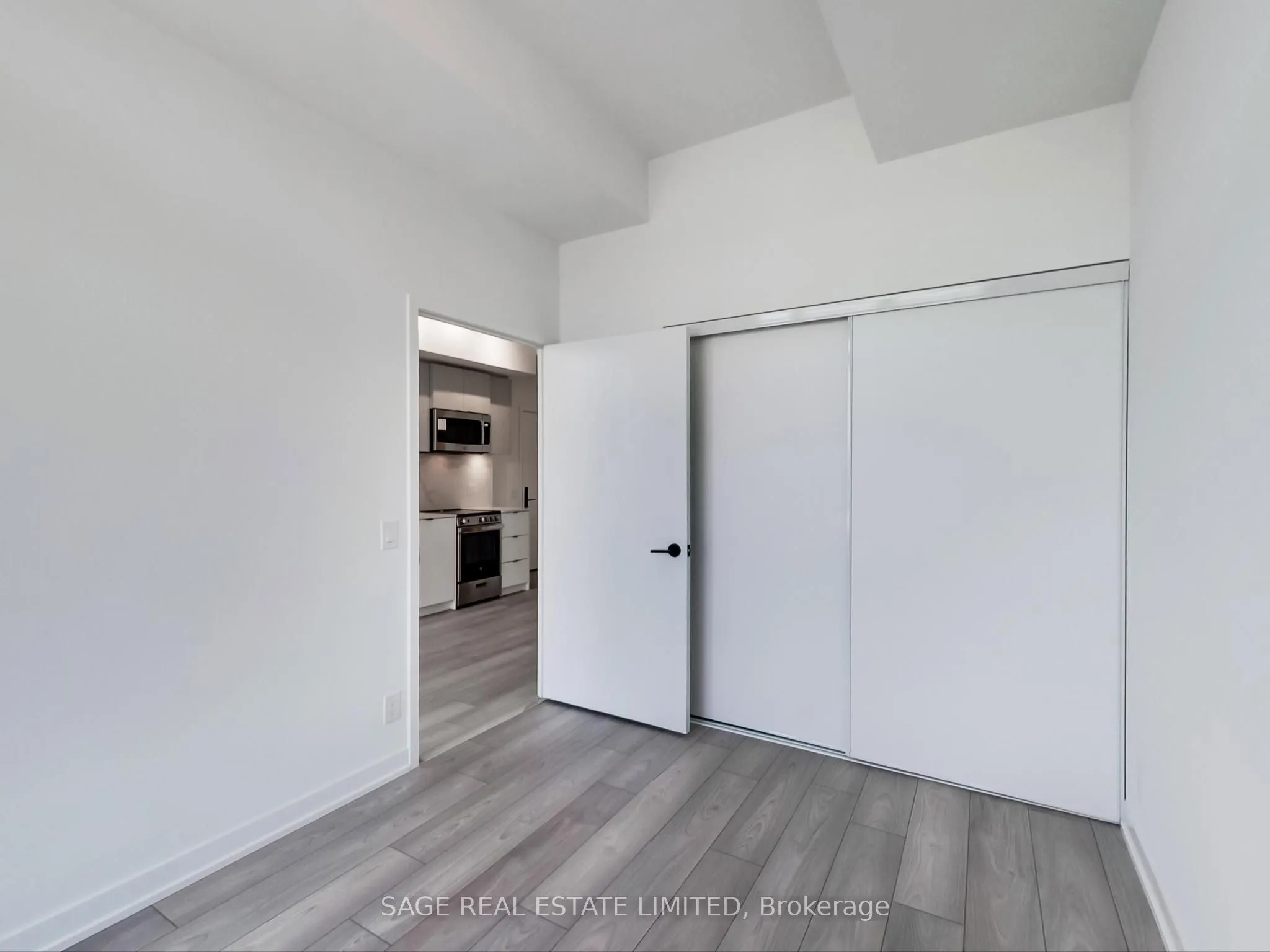 285 Dufferin Street #1401