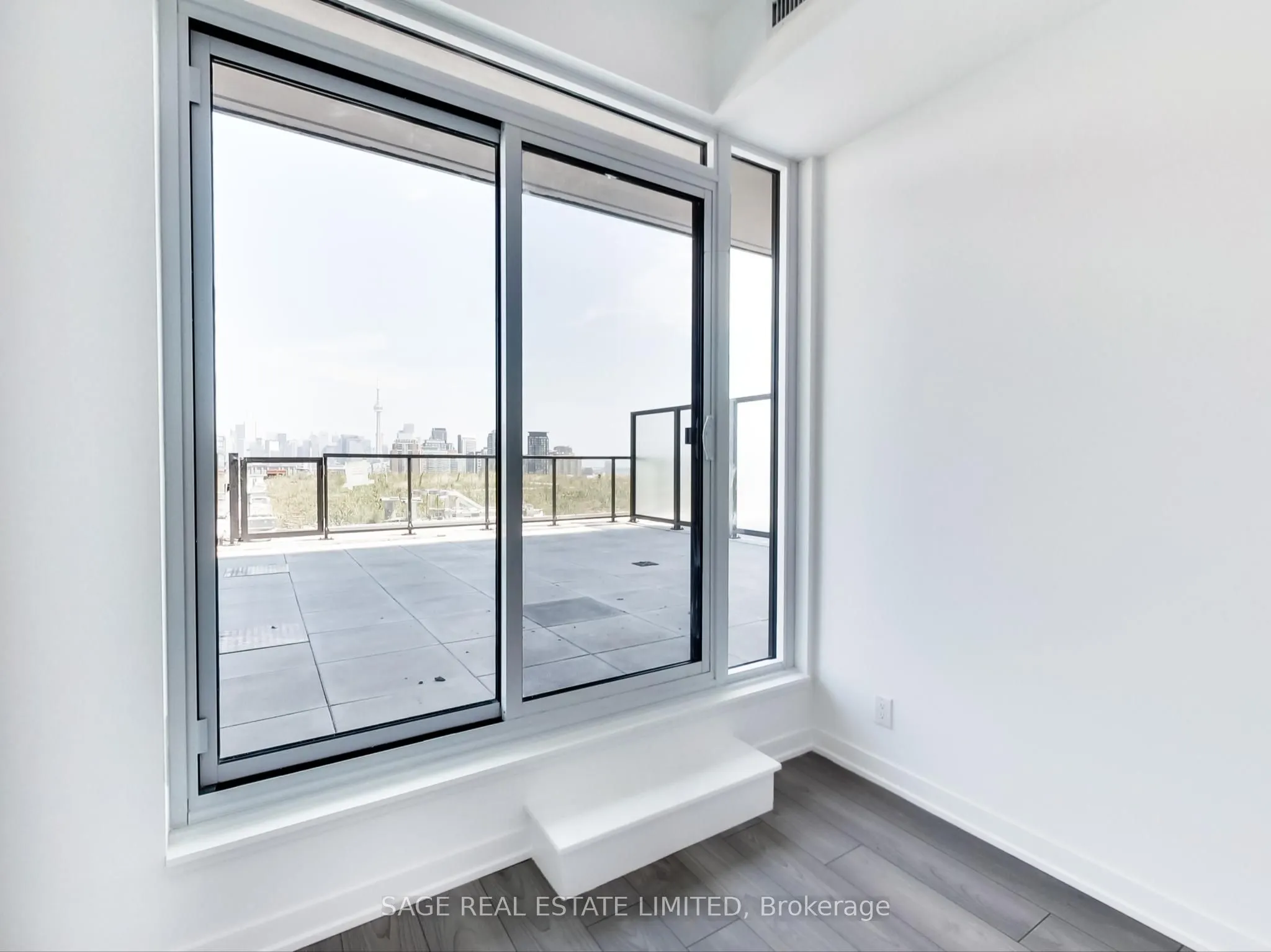 285 Dufferin Street #1401