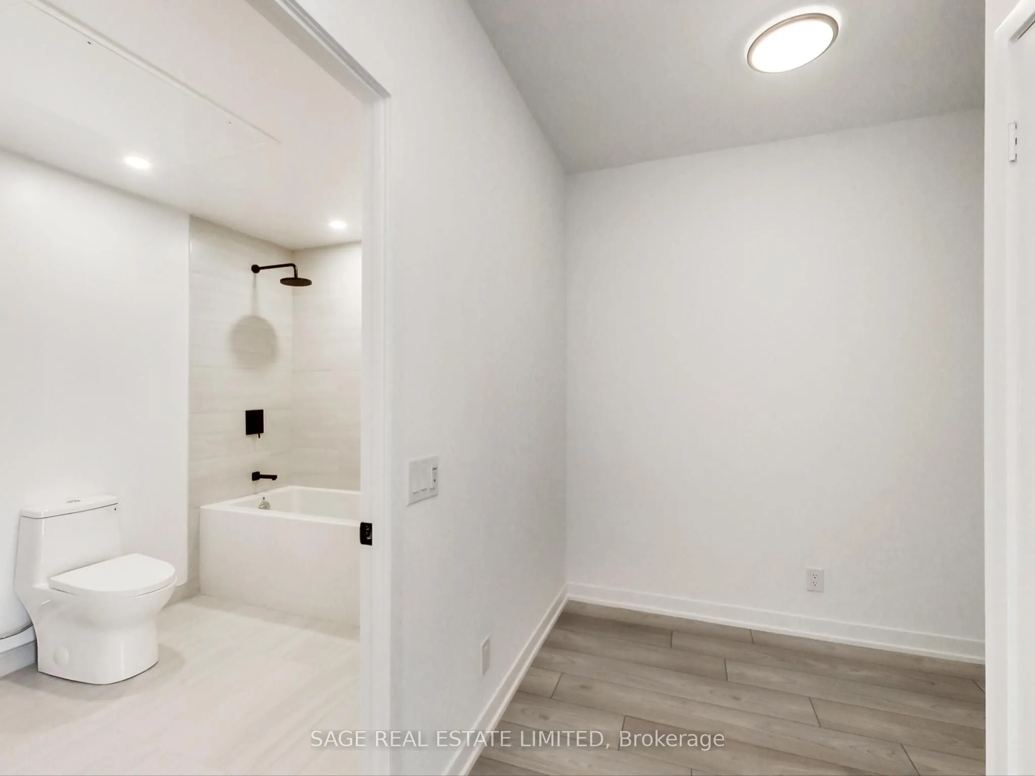 285 Dufferin Street #1401