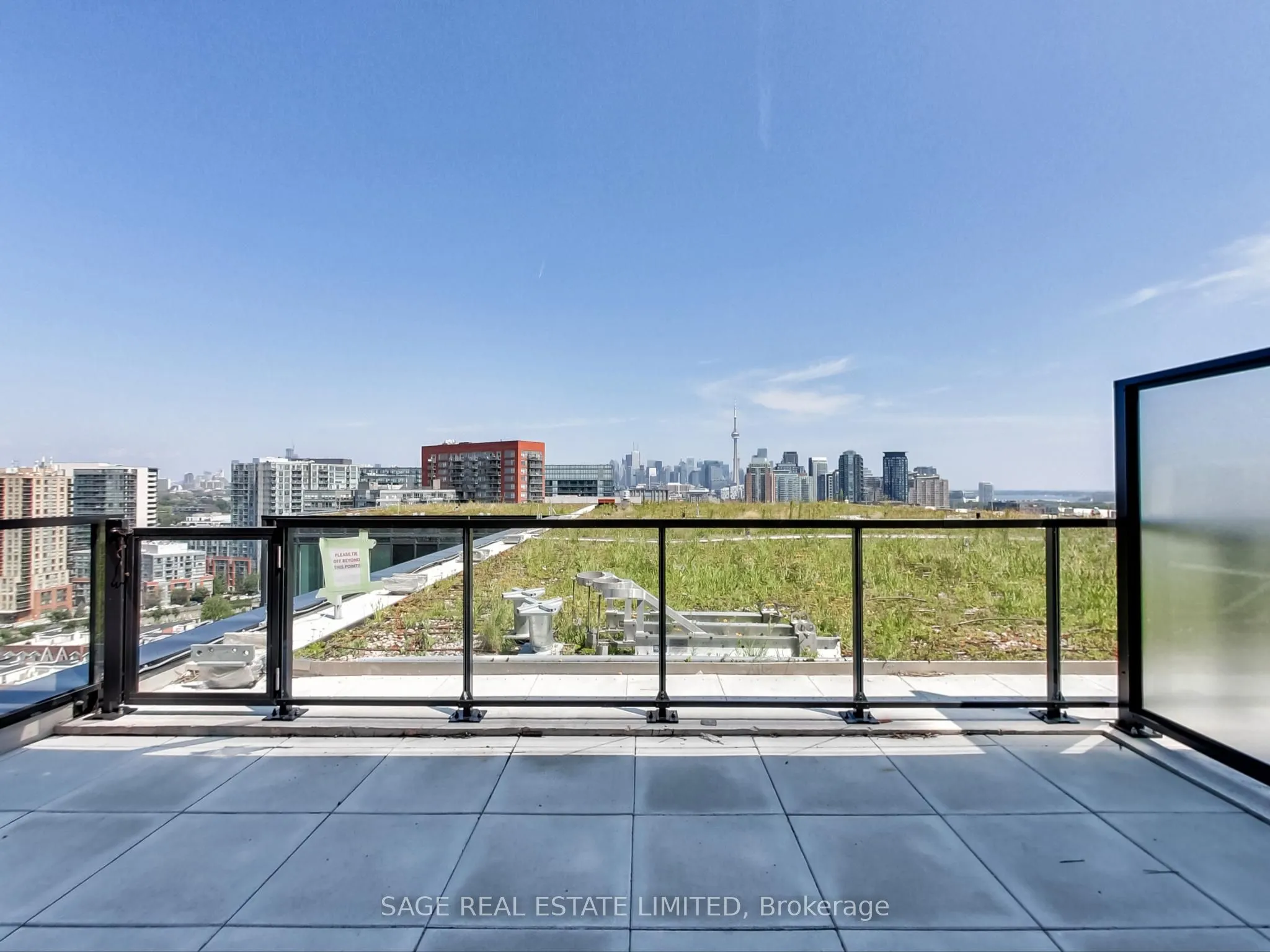 285 Dufferin Street #1401