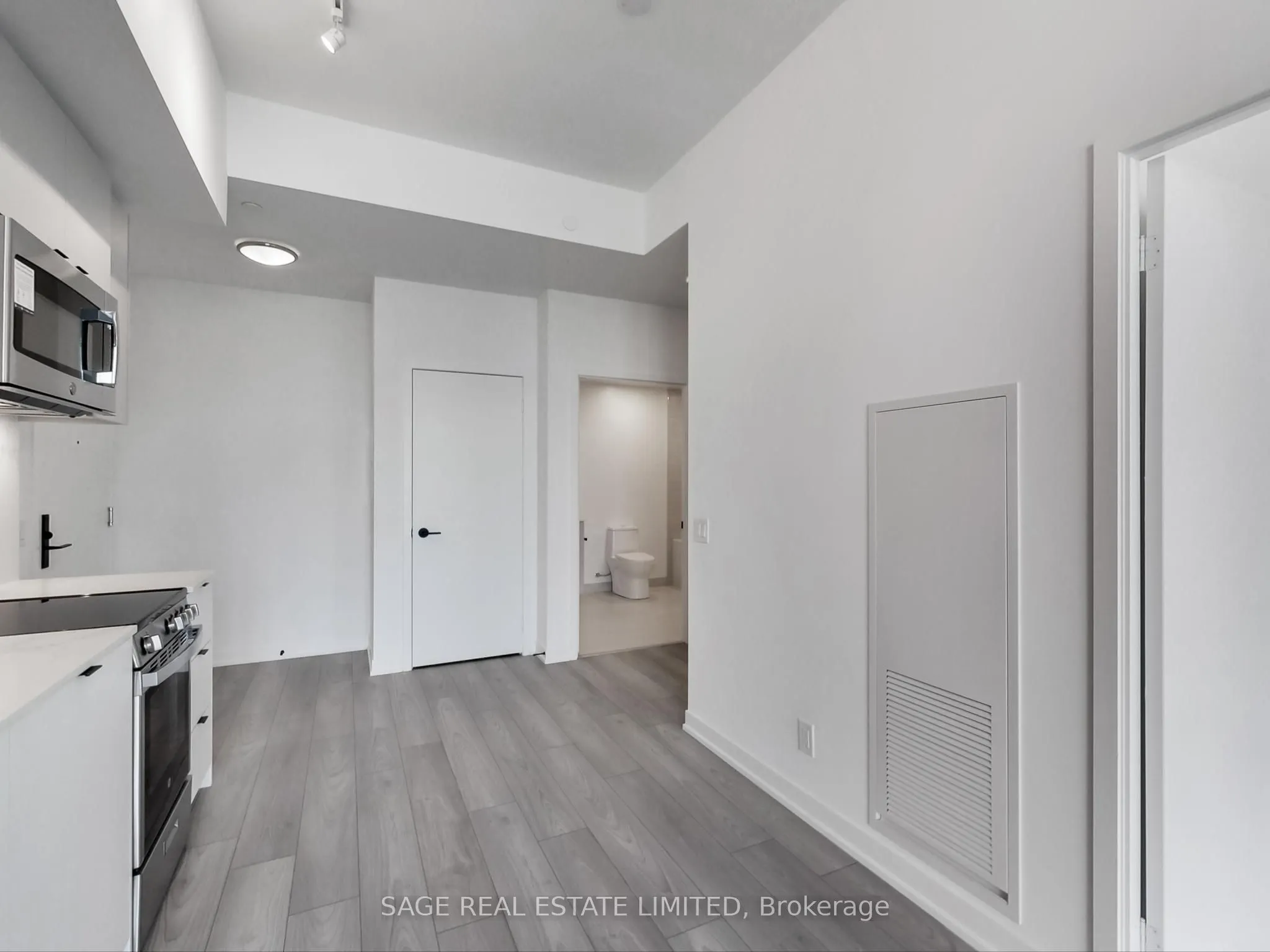 285 Dufferin Street #1401