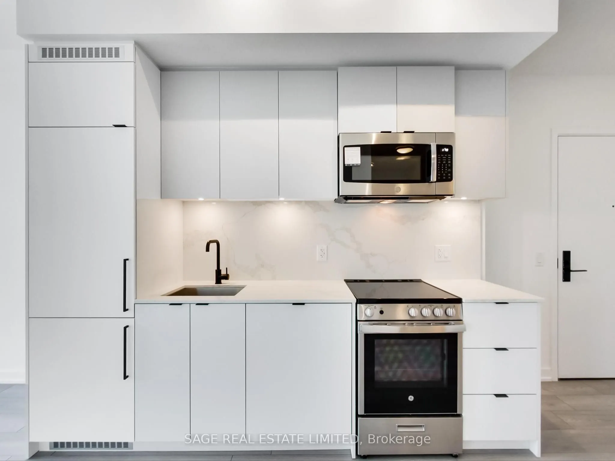 285 Dufferin Street #1401