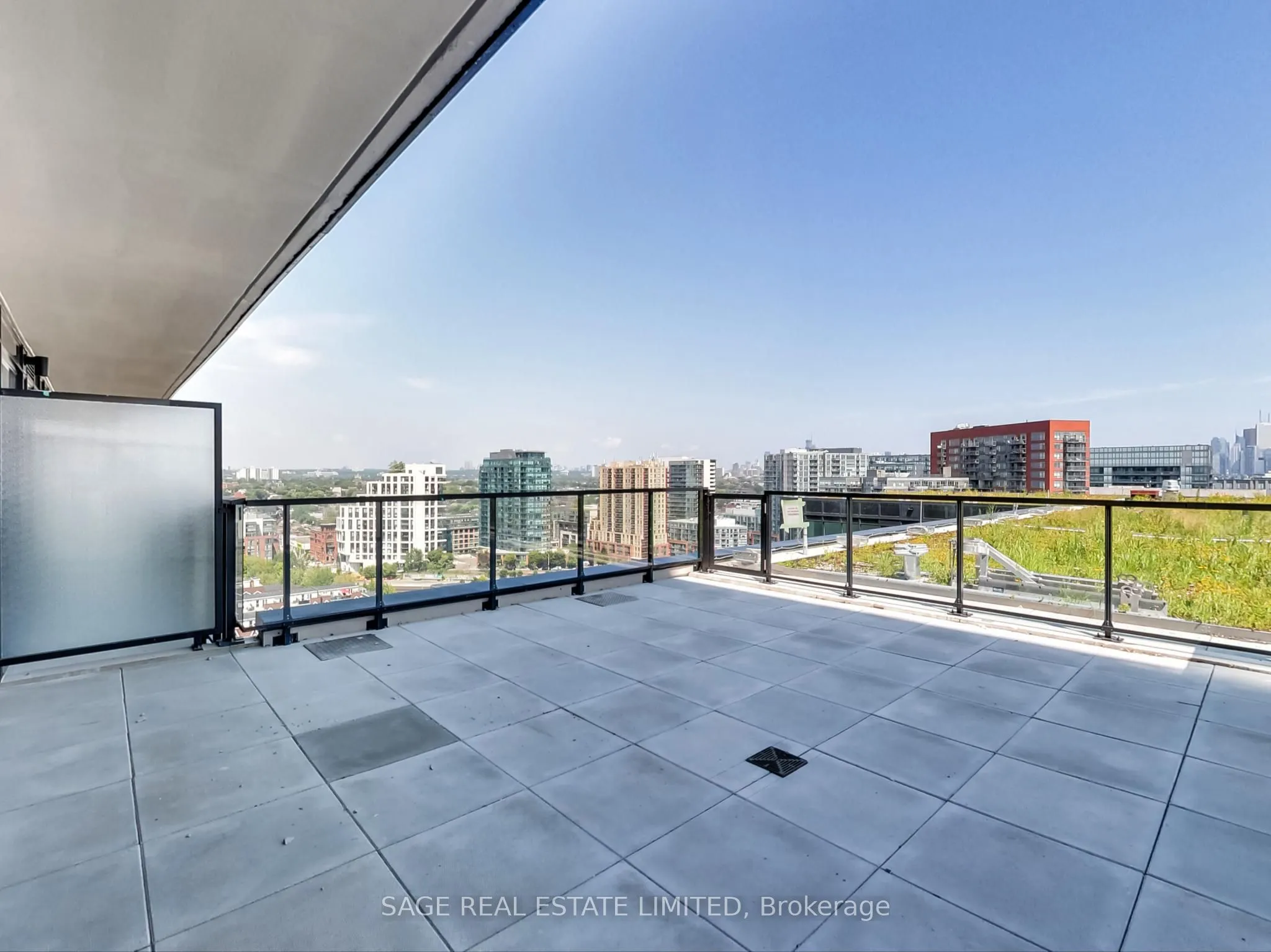 285 Dufferin Street #1401