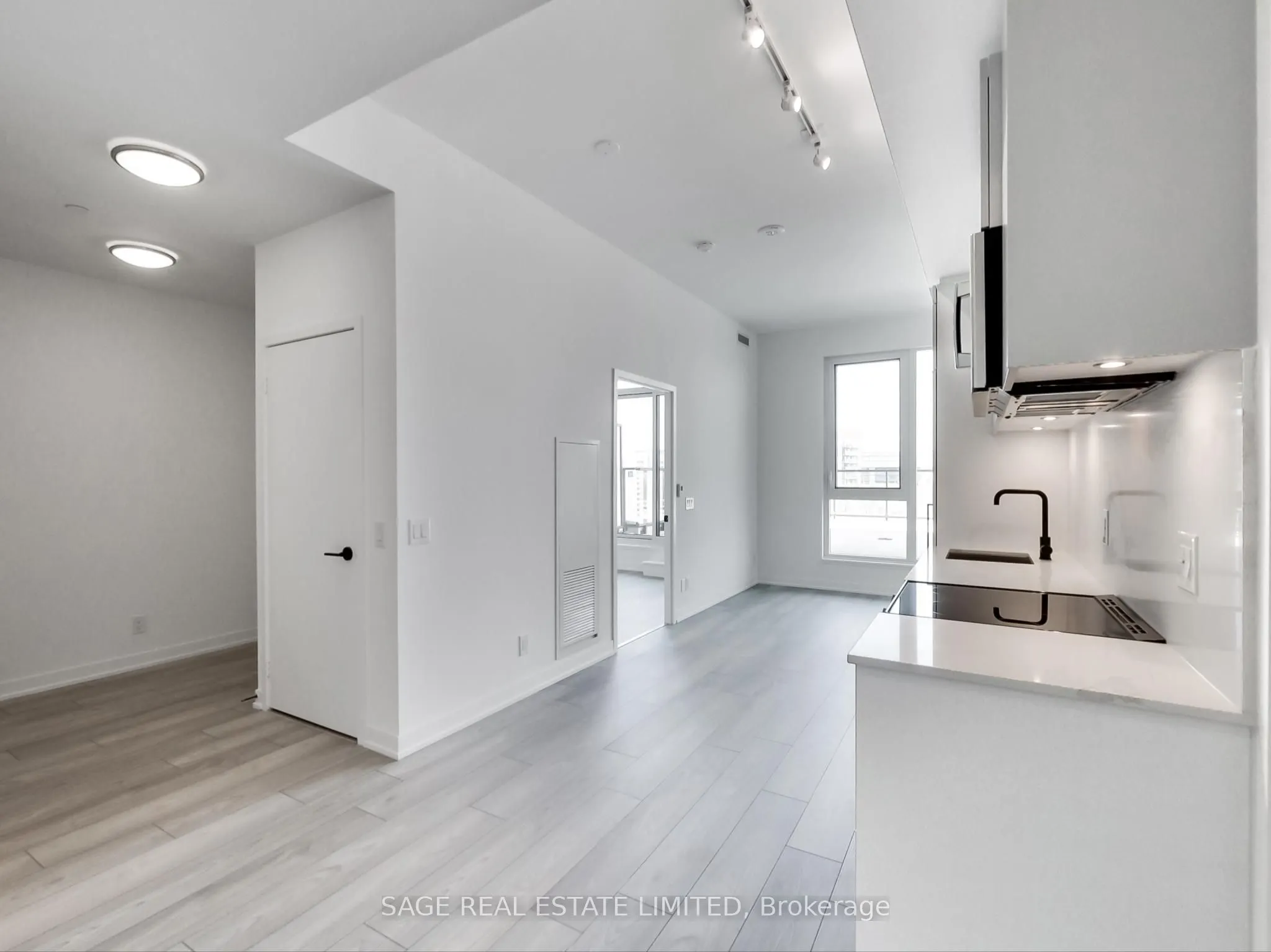 285 Dufferin Street #1401