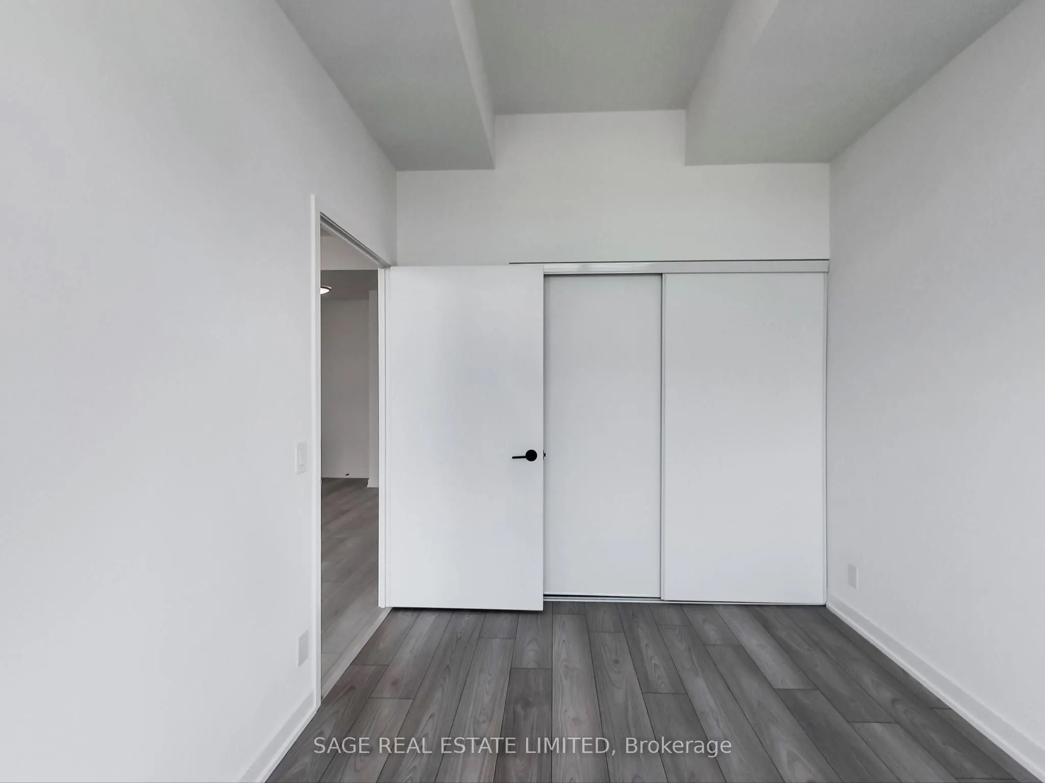 285 Dufferin Street #1401