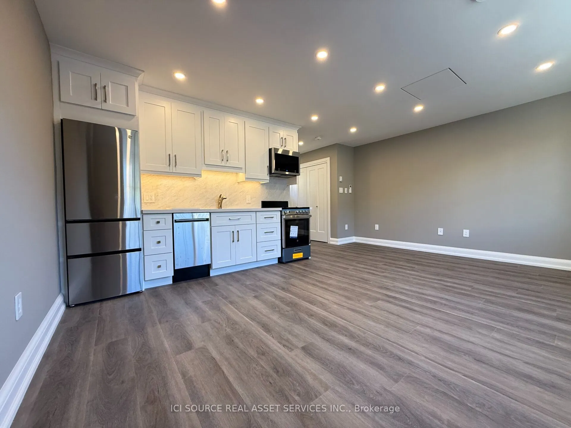 247 Roxton Road #Coach House Apt