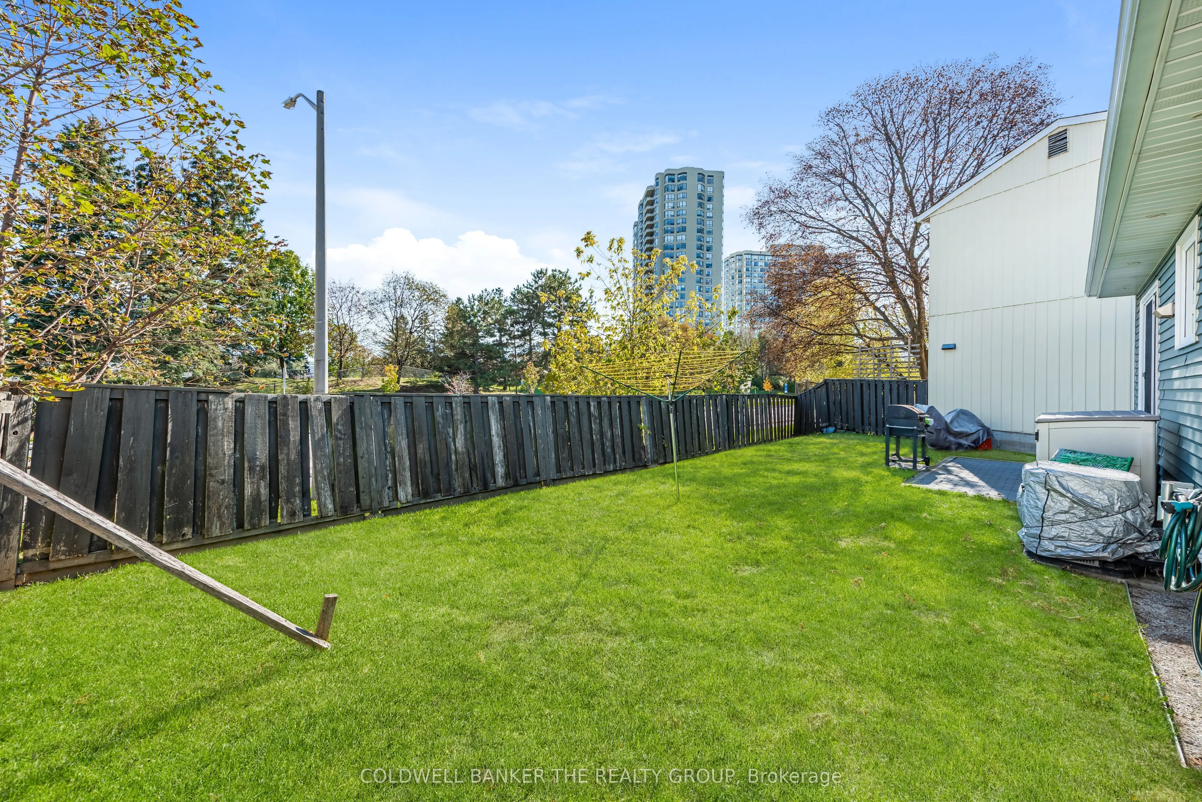 87 Huntingwood Crescent
