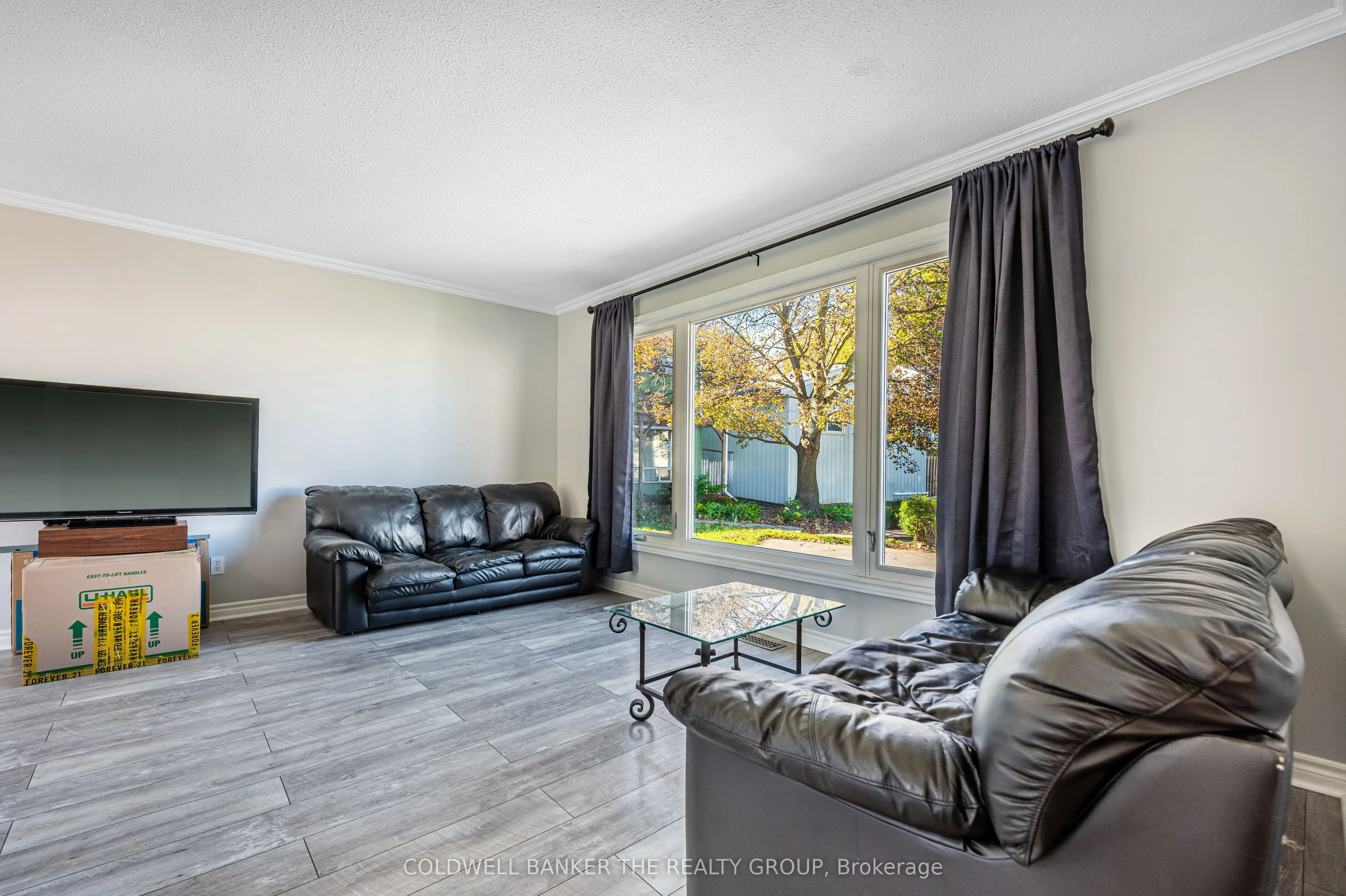 87 Huntingwood Crescent
