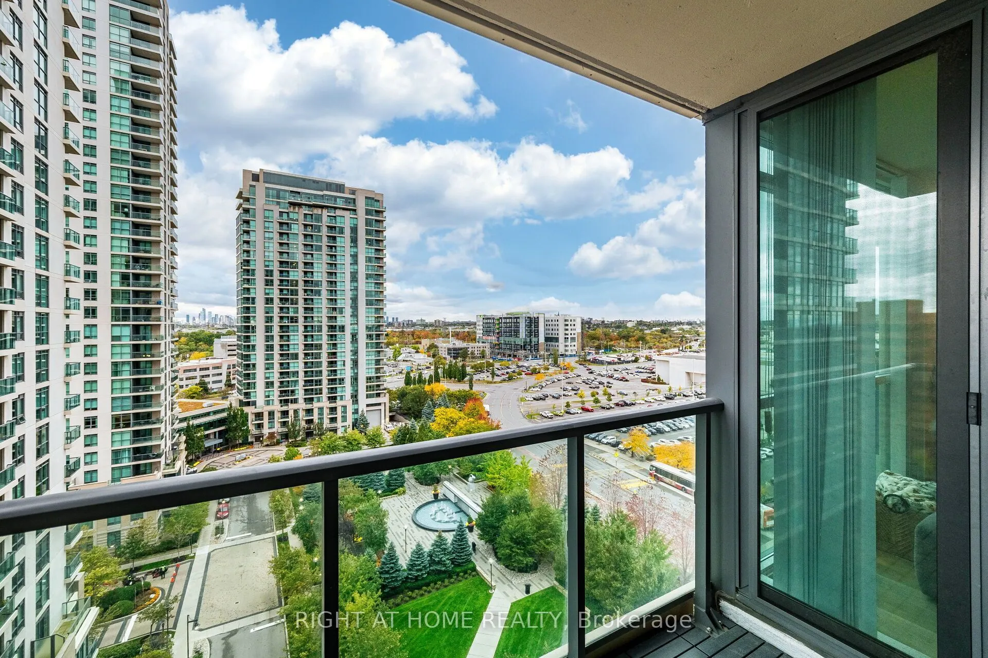 205 Sherway Gardens Road #1211