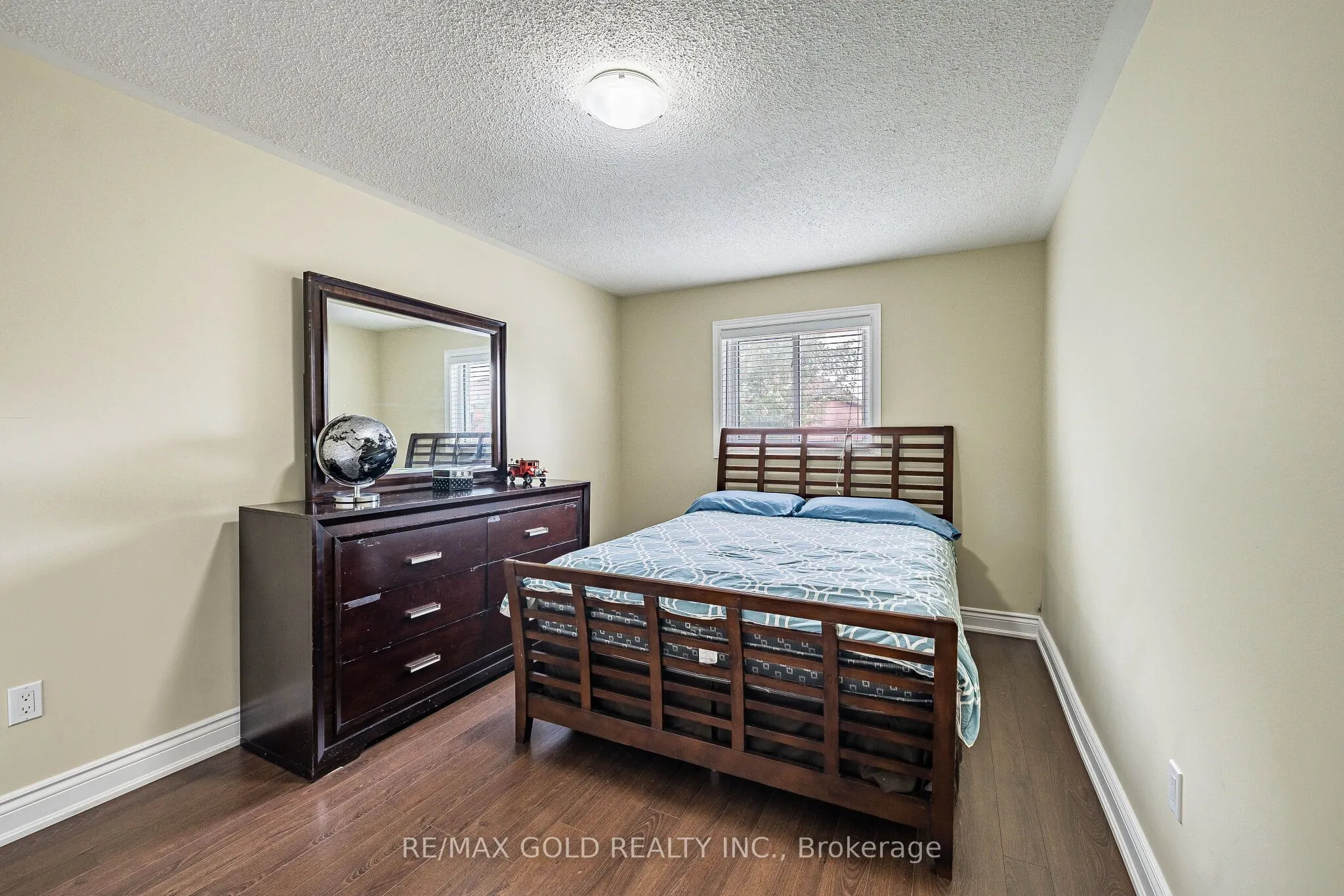 329 Howard Crescent