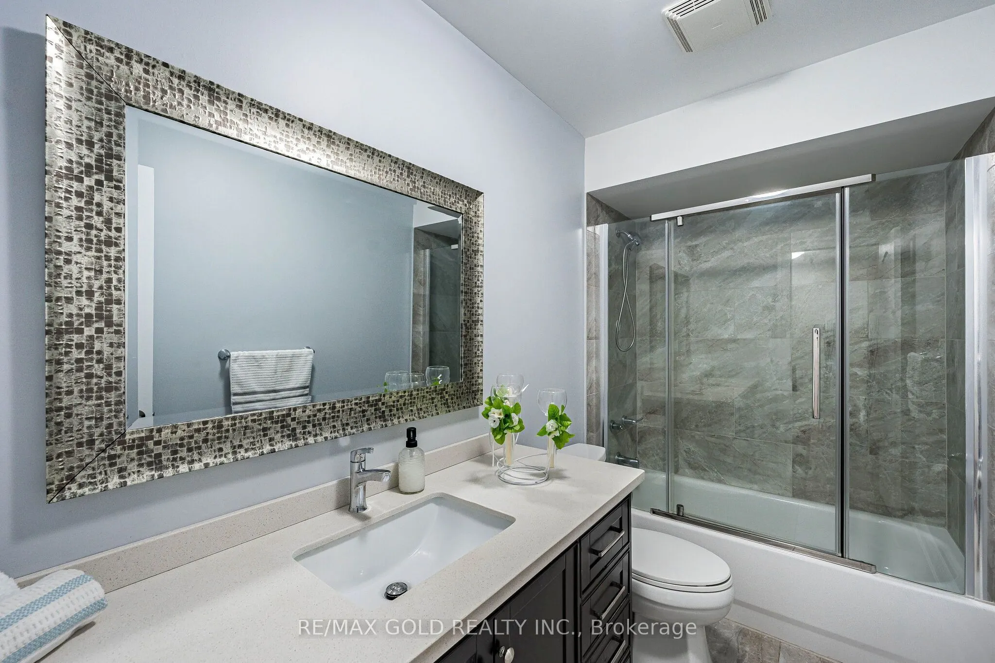 329 Howard Crescent