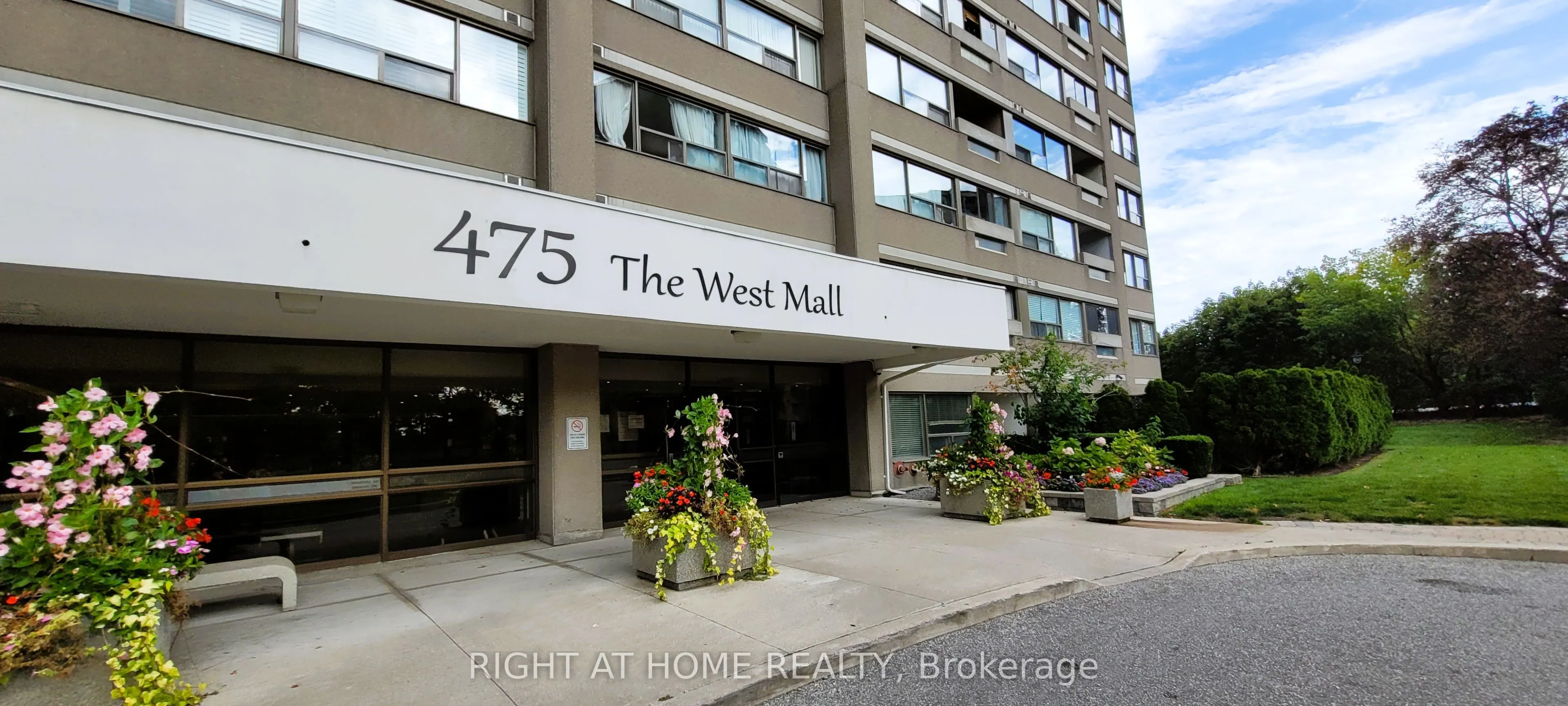 475 The West Mall #517
