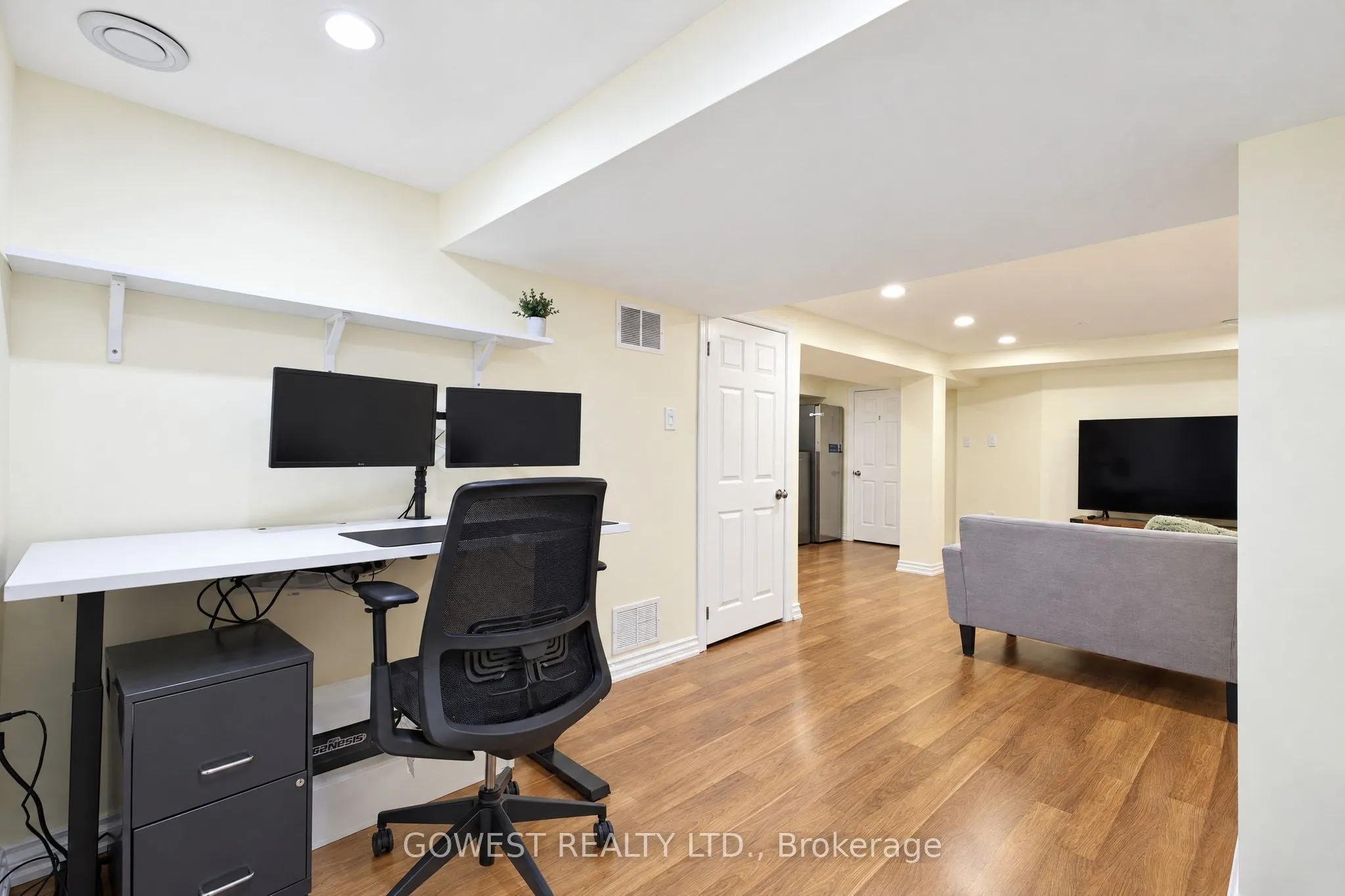 6570 Alderwood Trail
