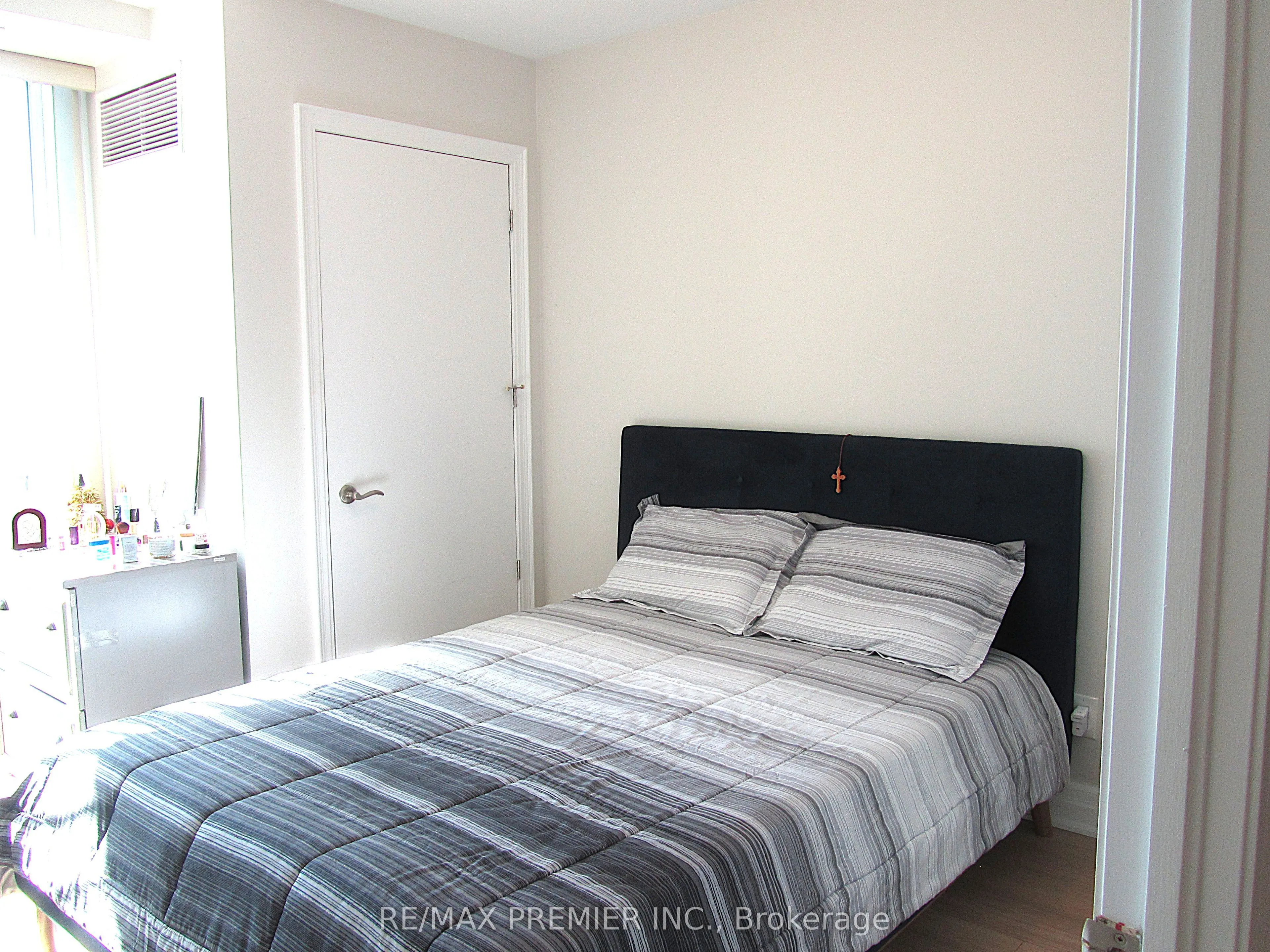 100 John Street #2505