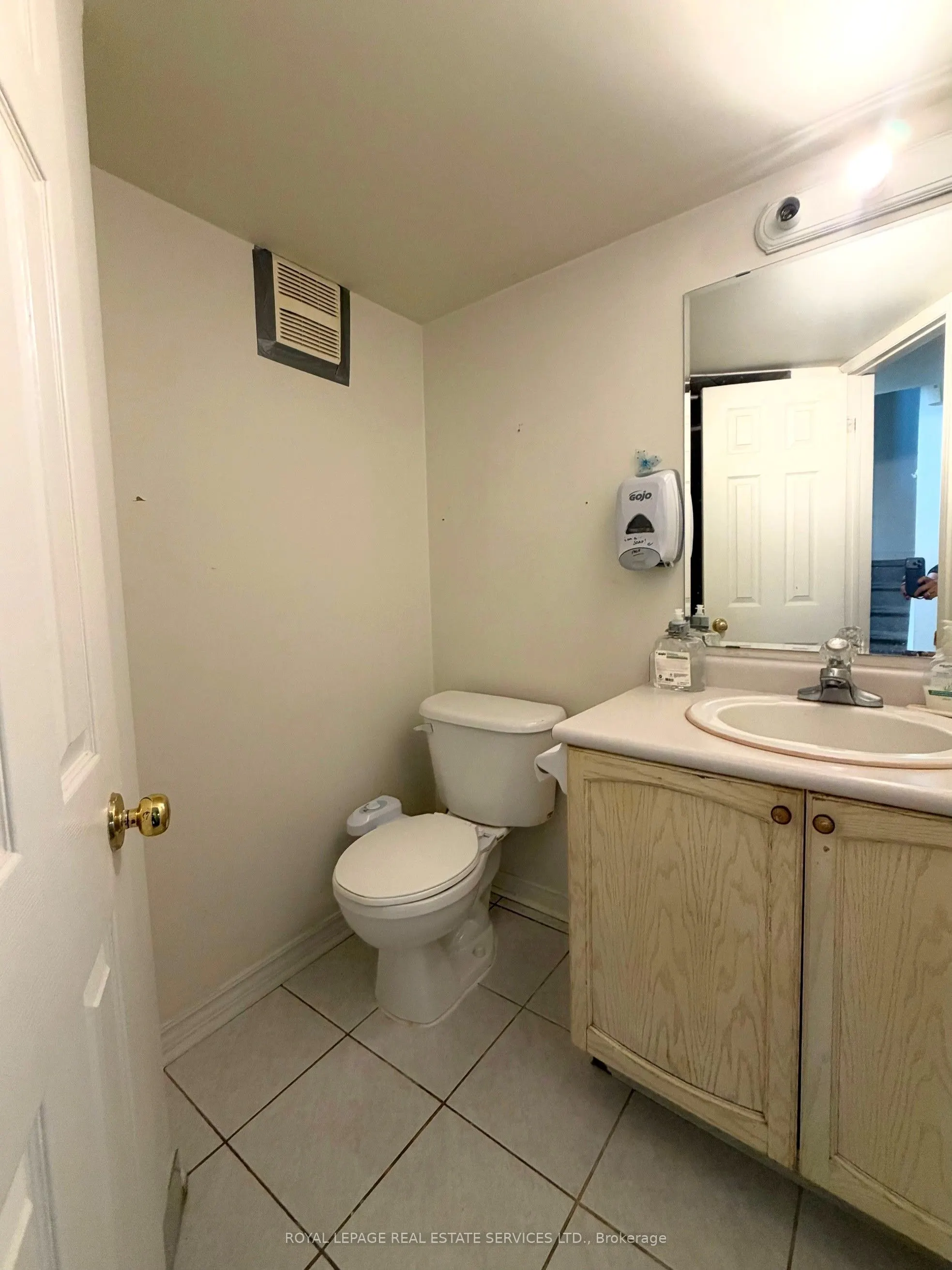 5252 Bushelgrove Circle #Lower