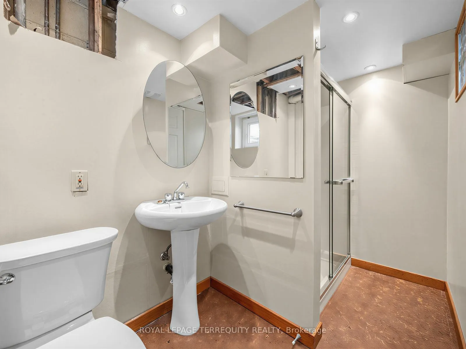 359 Renforth Drive