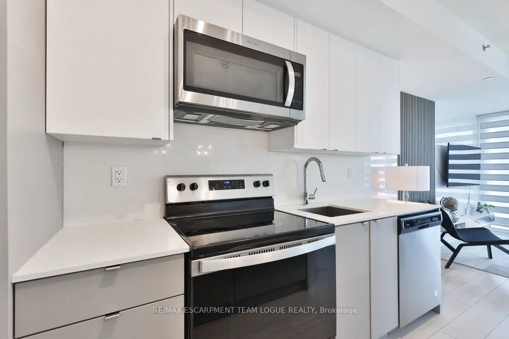 3210 Dakota Common #A208