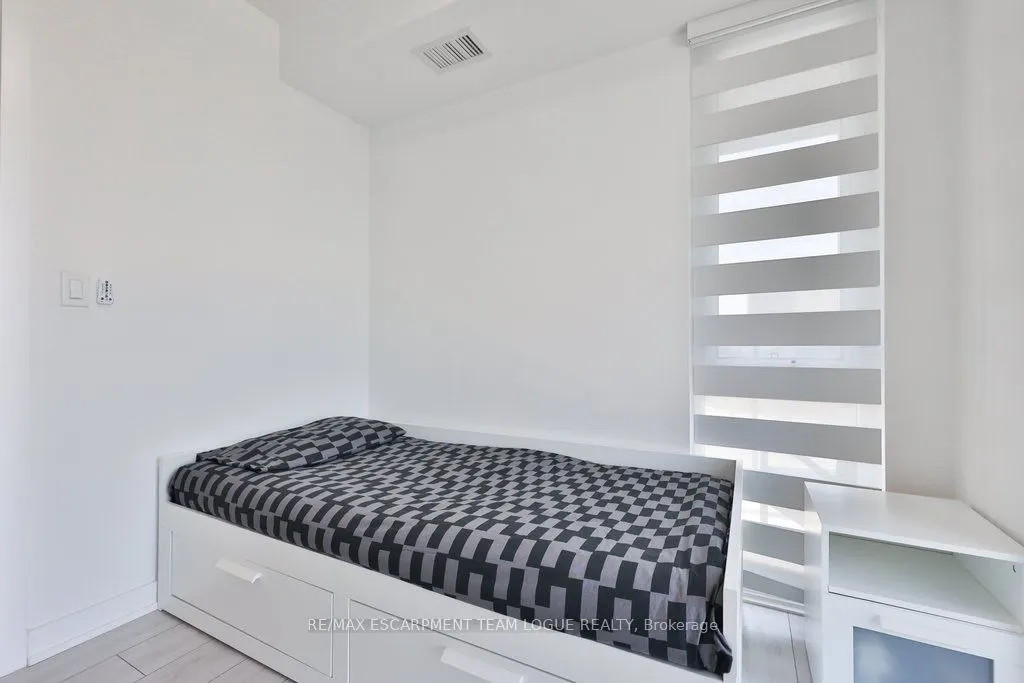 3210 Dakota Common #A208