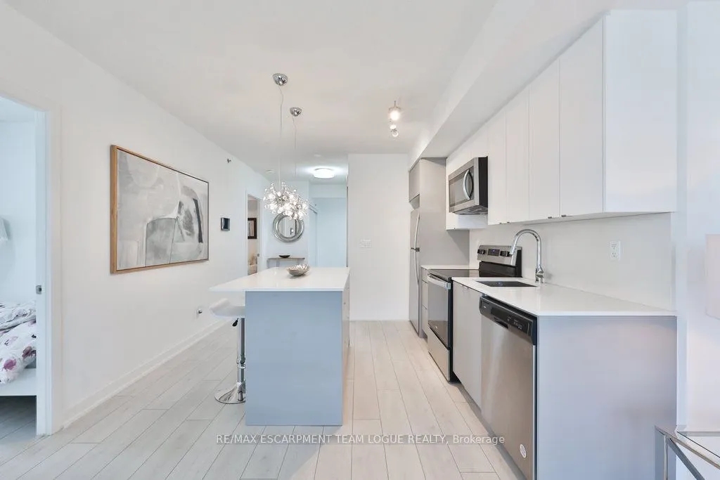 3210 Dakota Common #A208