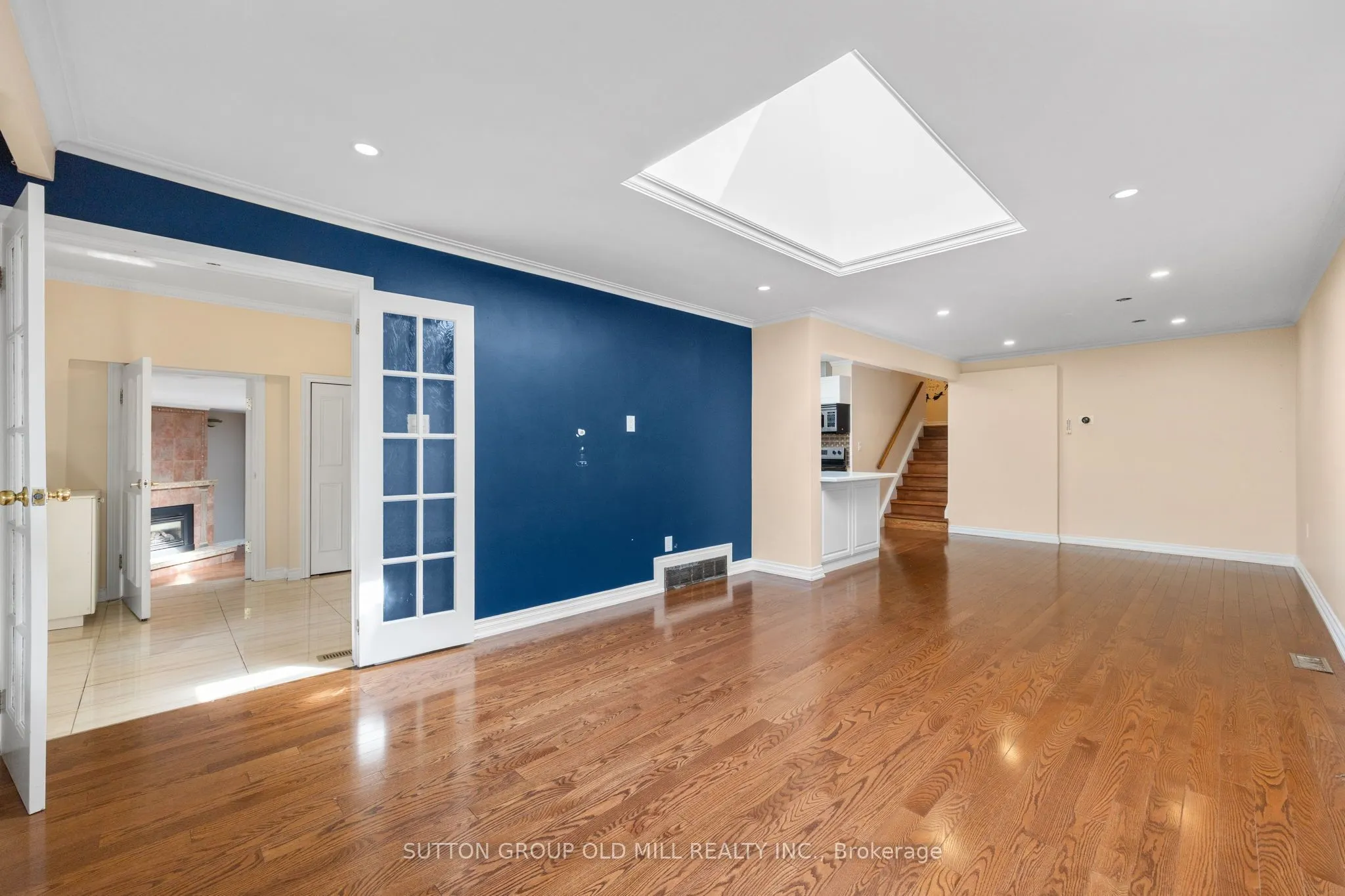 2 Leita Court
