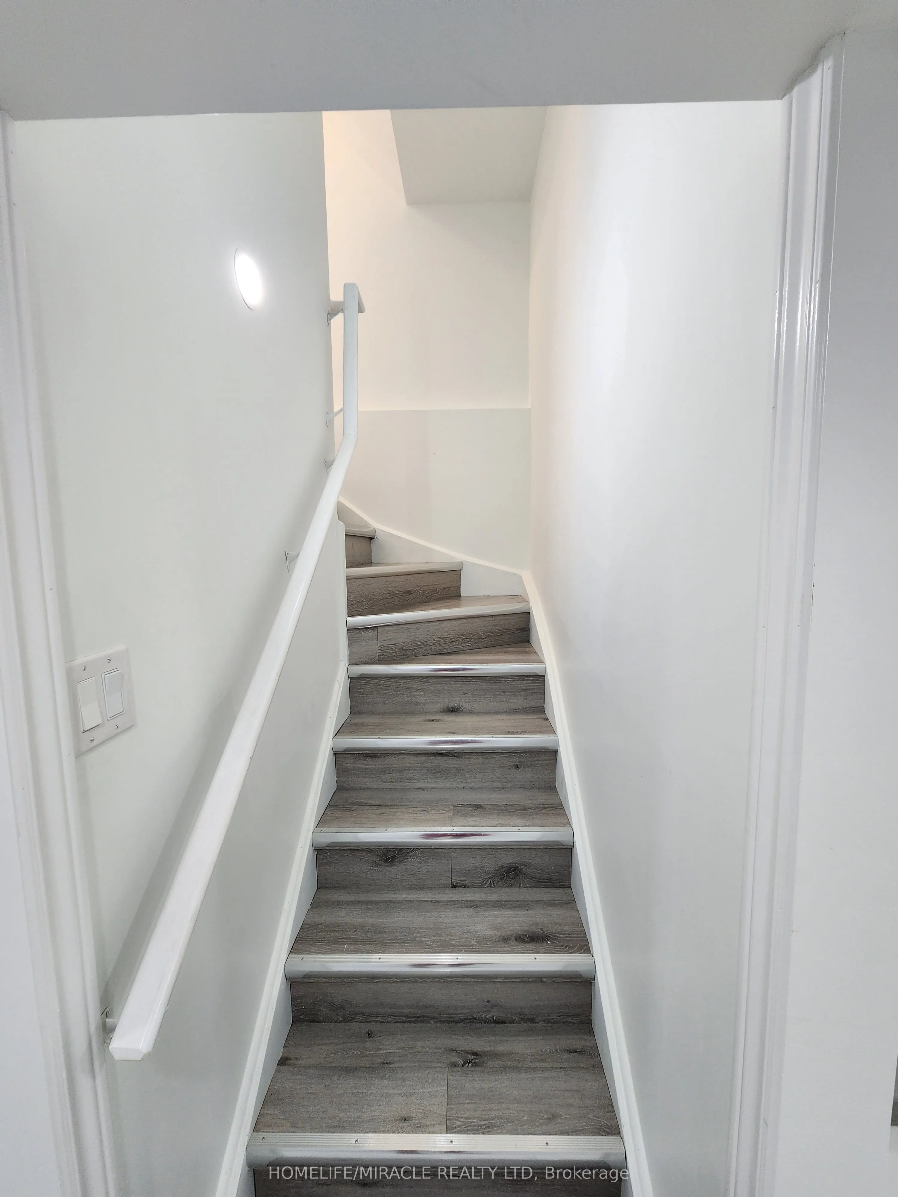 67 Calabria Drive #Basement