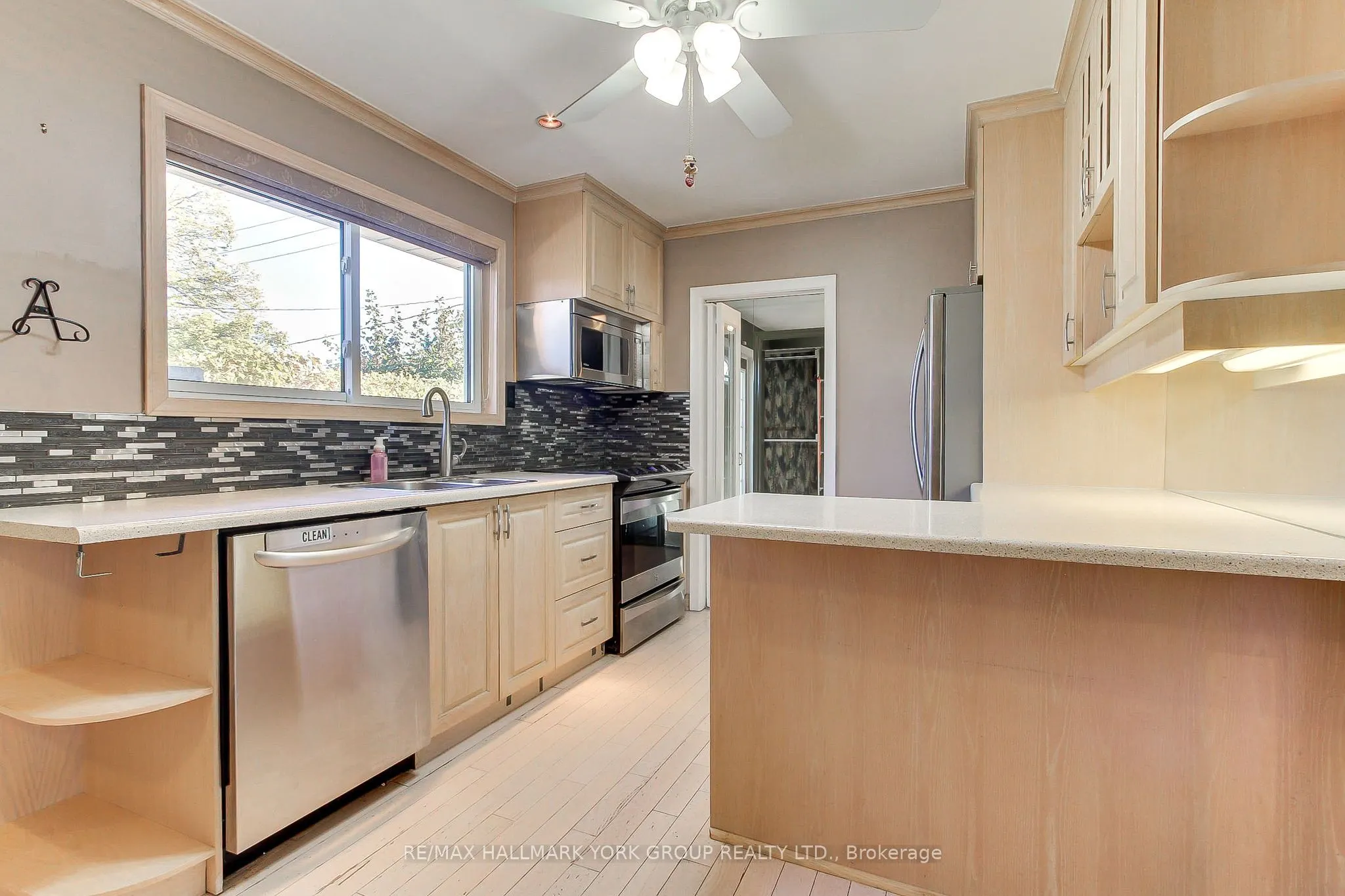 10 Harefield Drive