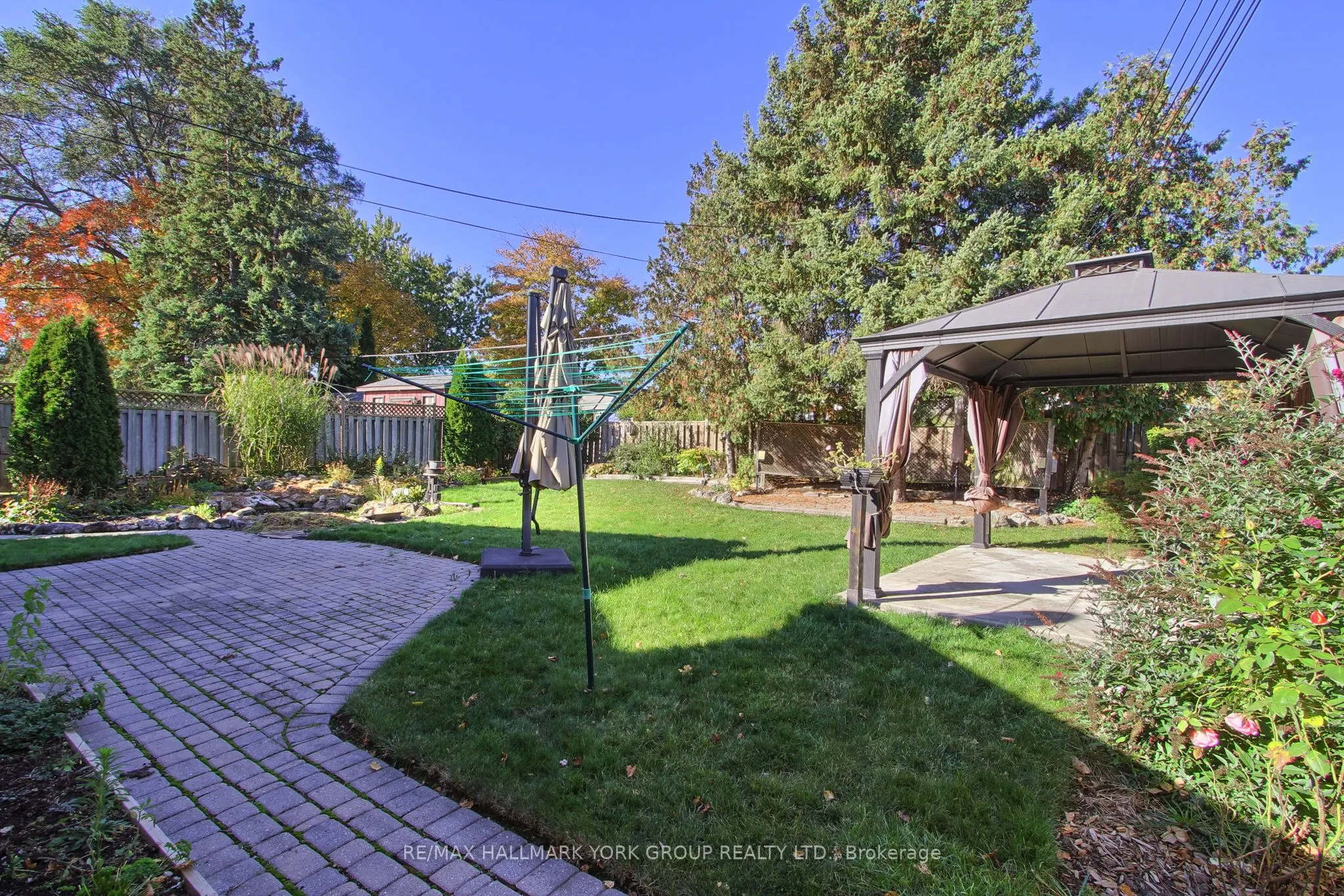 10 Harefield Drive