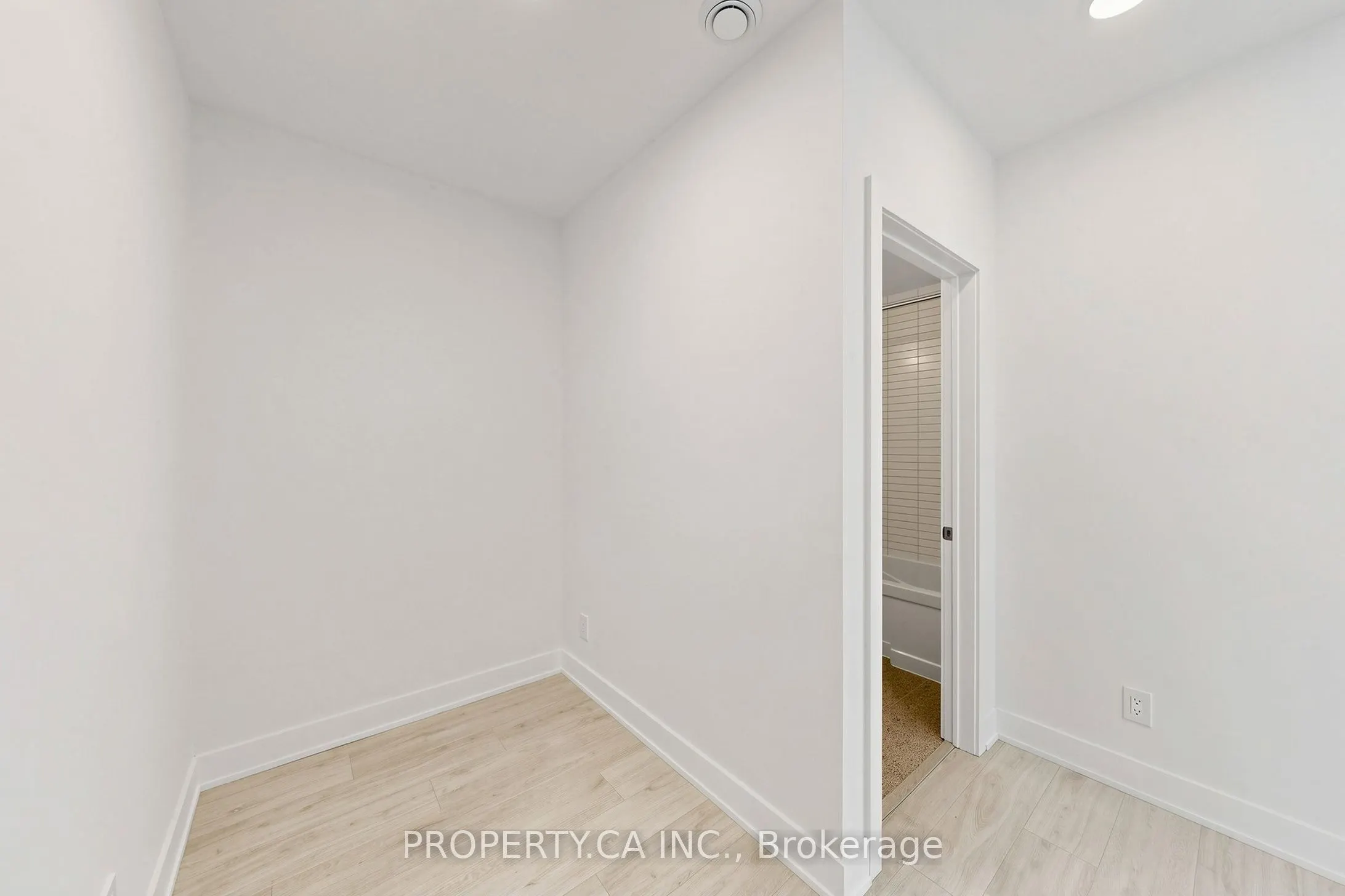 3008 William Cutmore Boulevard #708