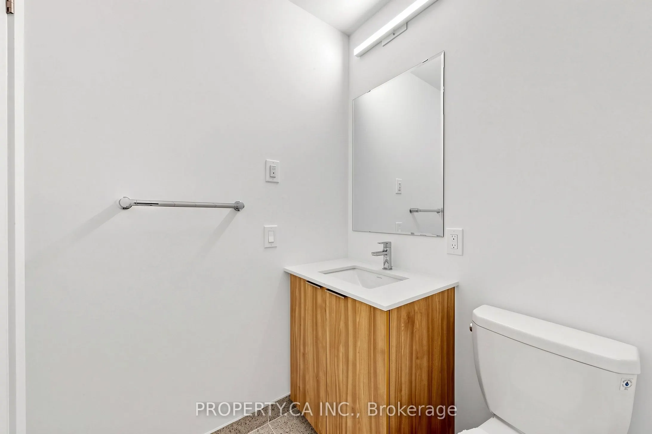 3008 William Cutmore Boulevard #708