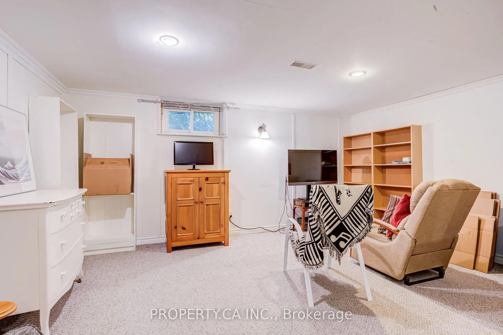 2302 Redfern Drive
