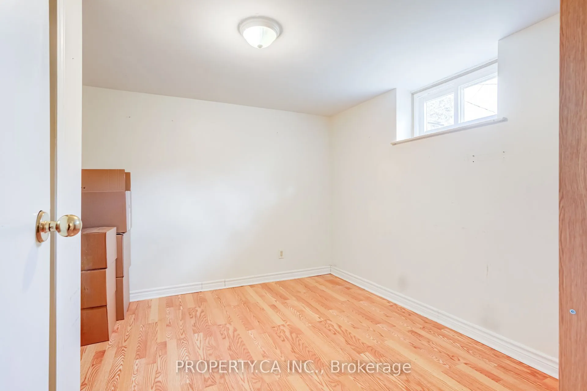 2302 Redfern Road