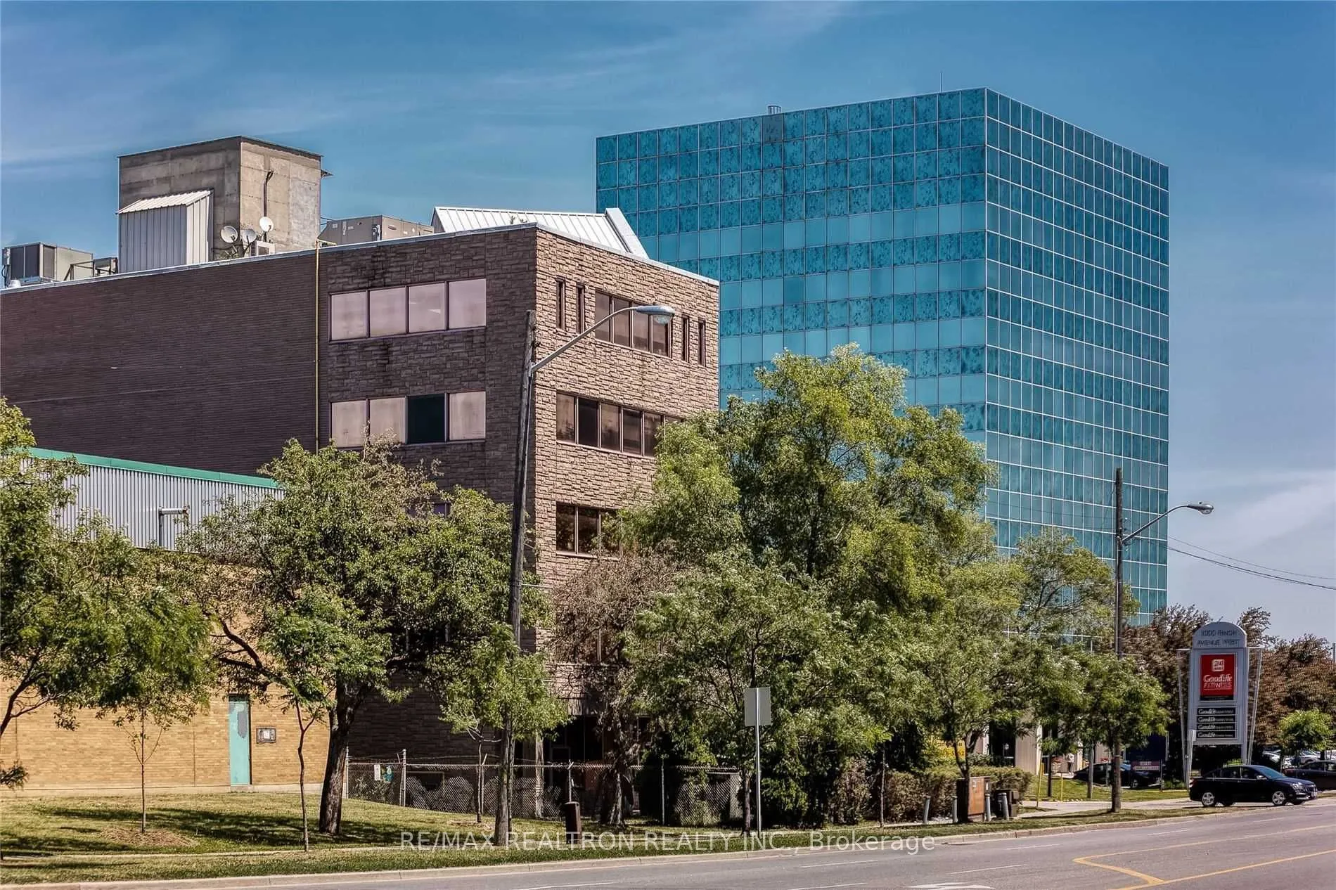 1018 Finch Avenue W #306