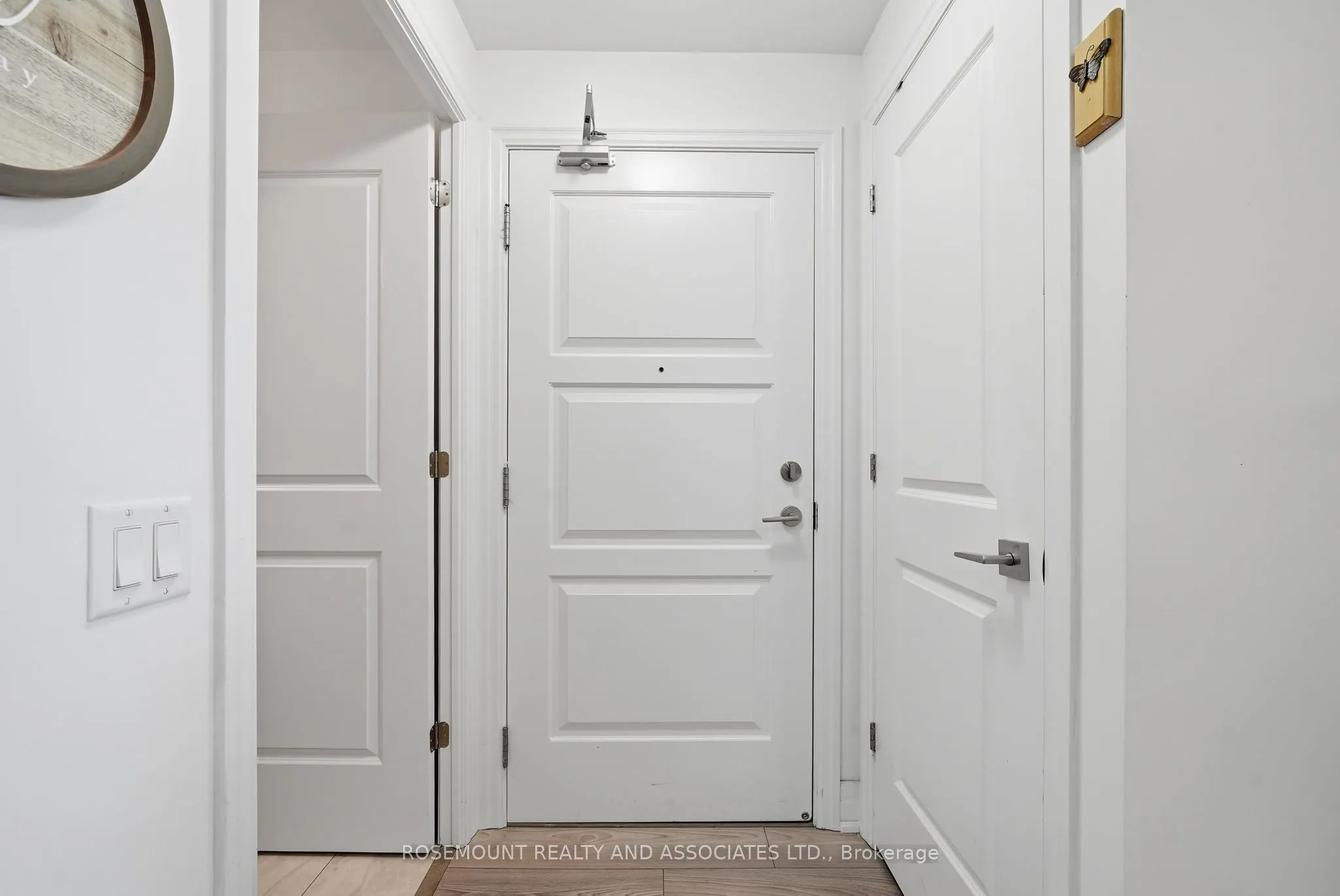 36 ELM Drive W #2105