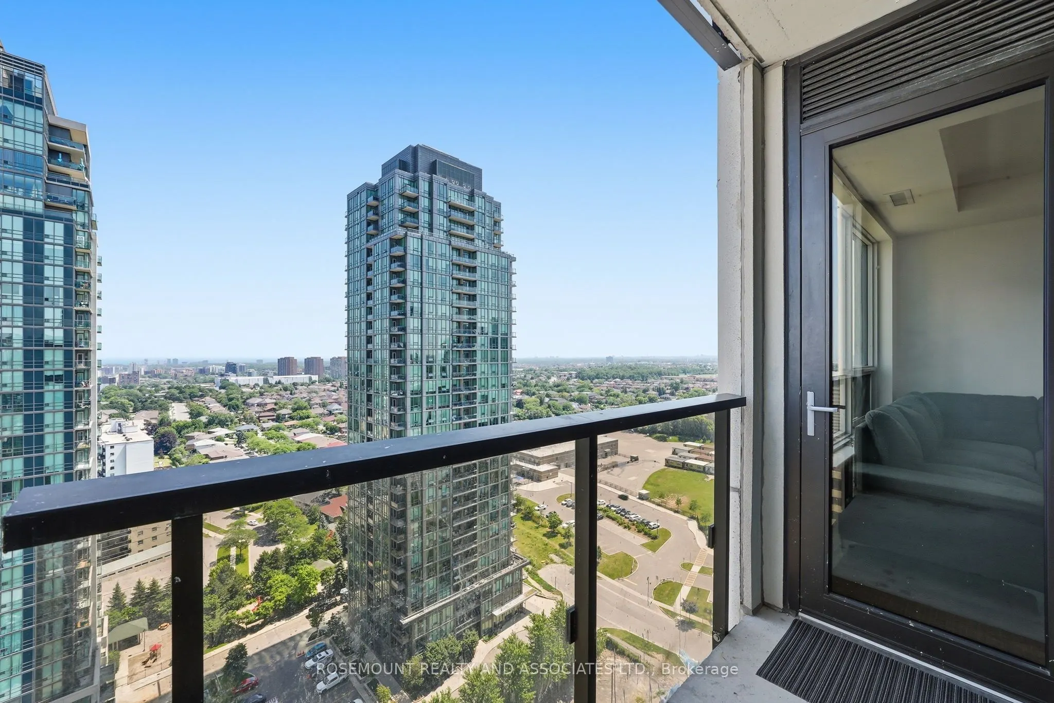 36 ELM Drive W #2105