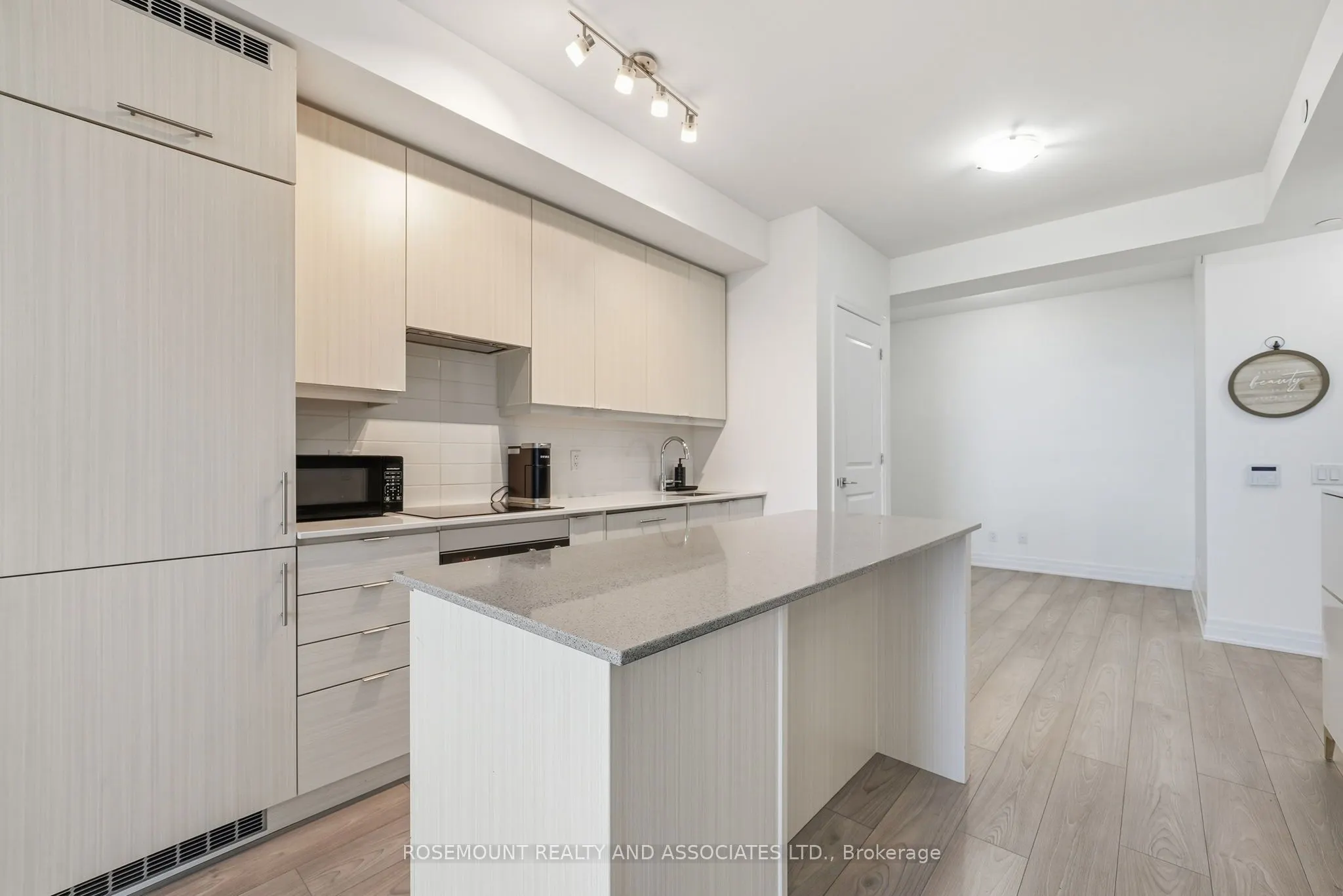 36 ELM Drive W #2105