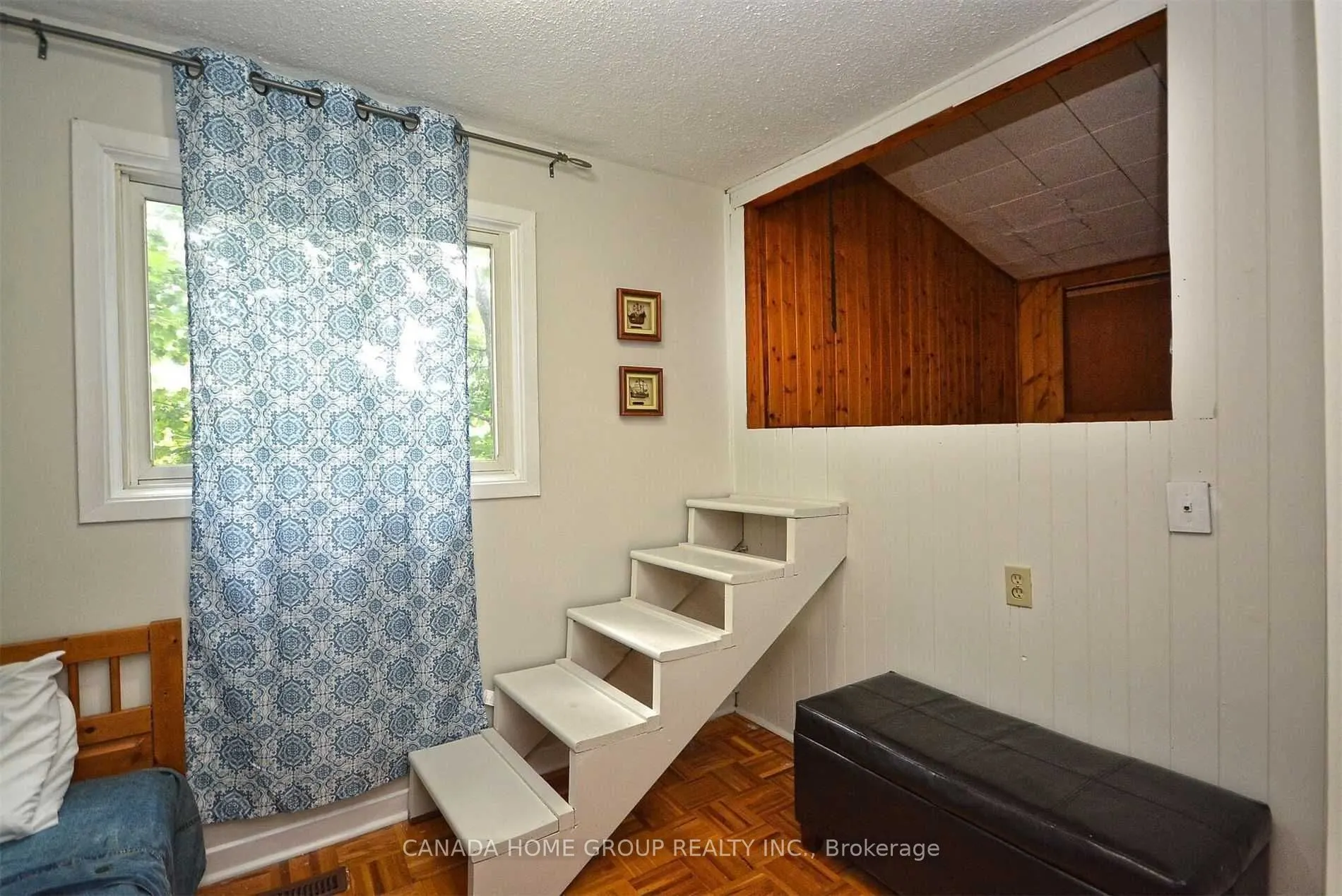 2073 South Millway Avenue #Upper Level