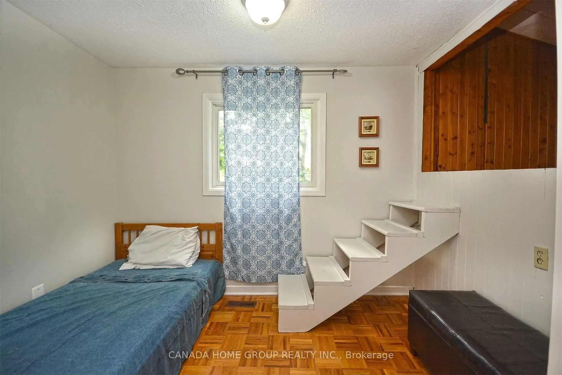 2073 South Millway Avenue #Upper Level