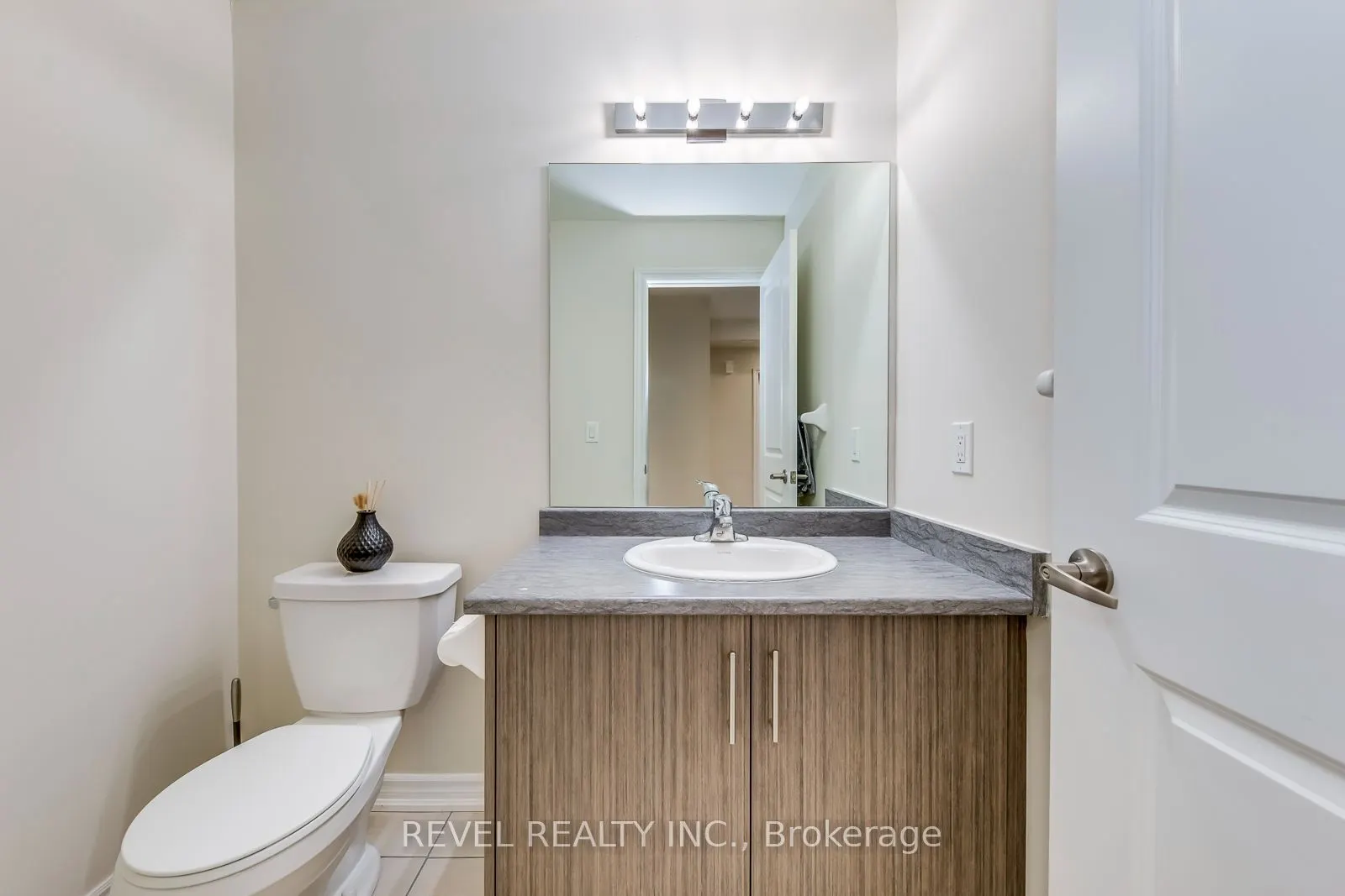 70 Halliford Place #402