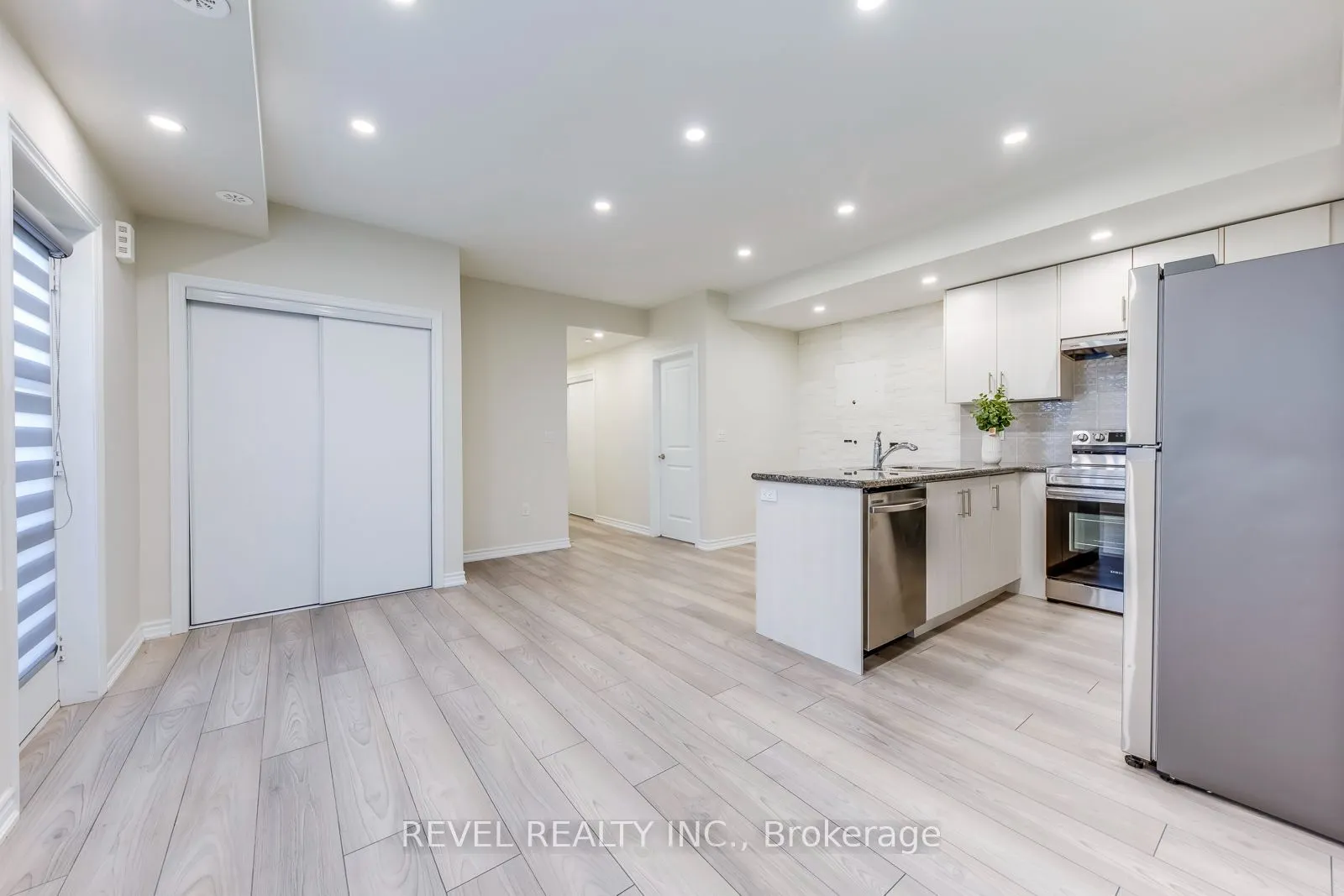 70 Halliford Place #402