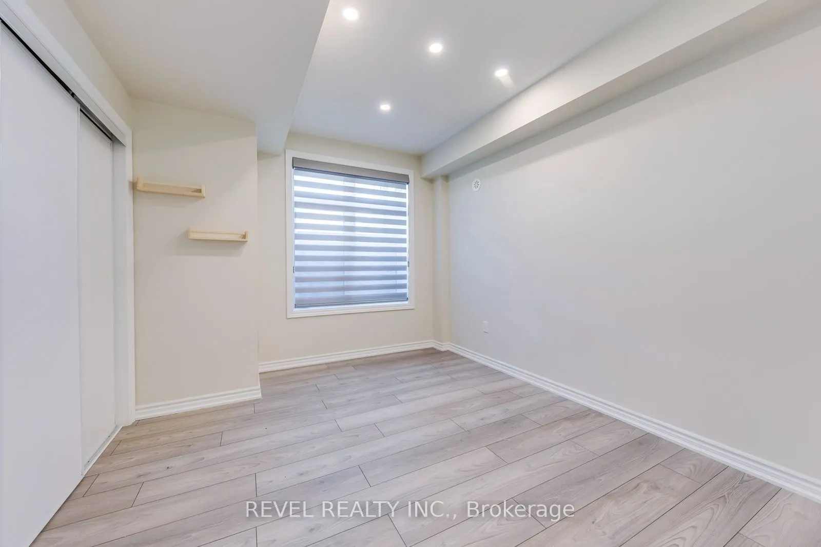 70 Halliford Place #402