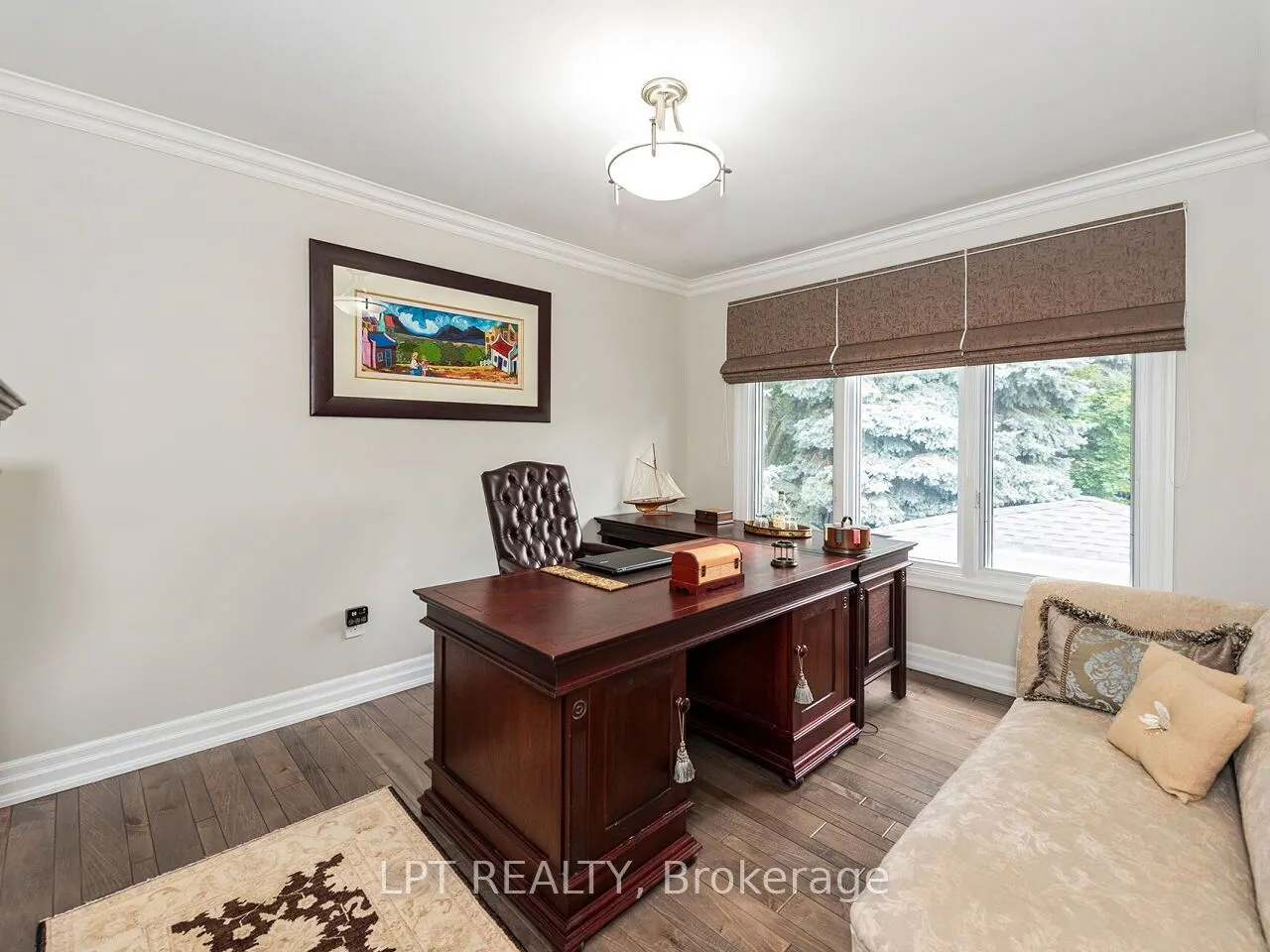 493 Tipperton Crescent