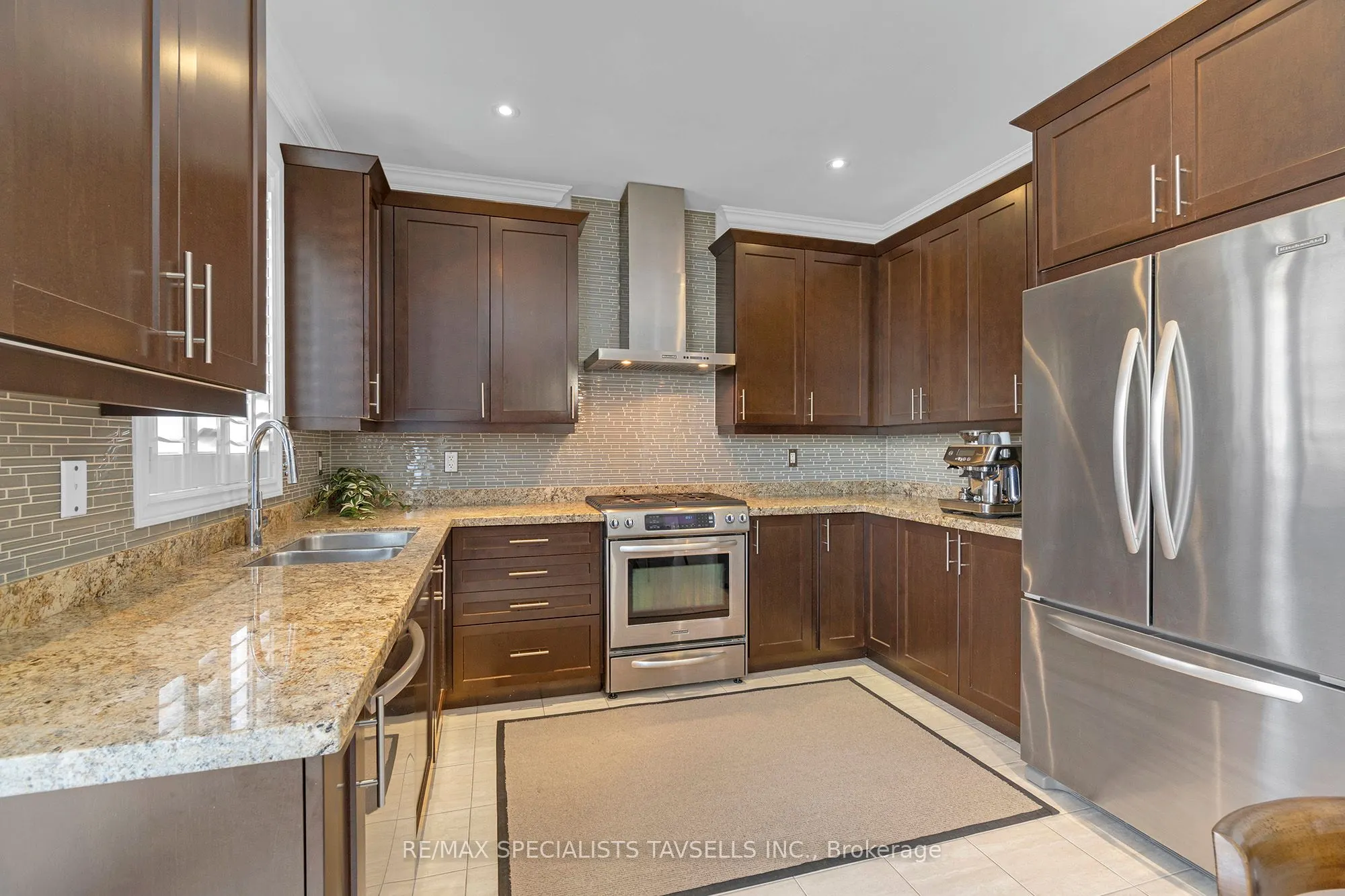 7 Snellview Boulevard