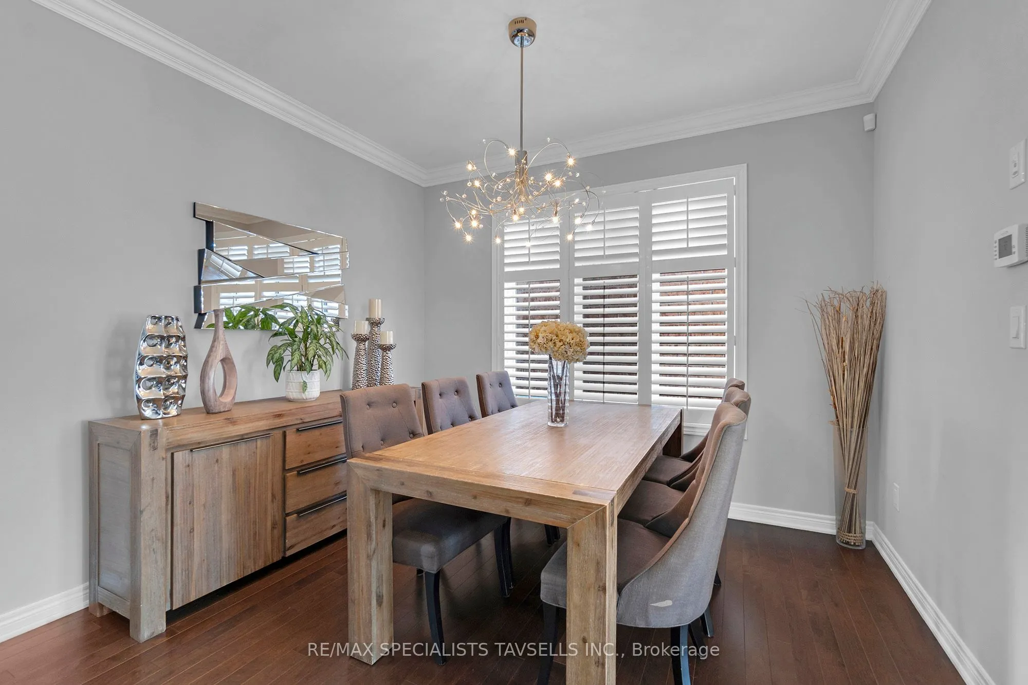 7 Snellview Boulevard
