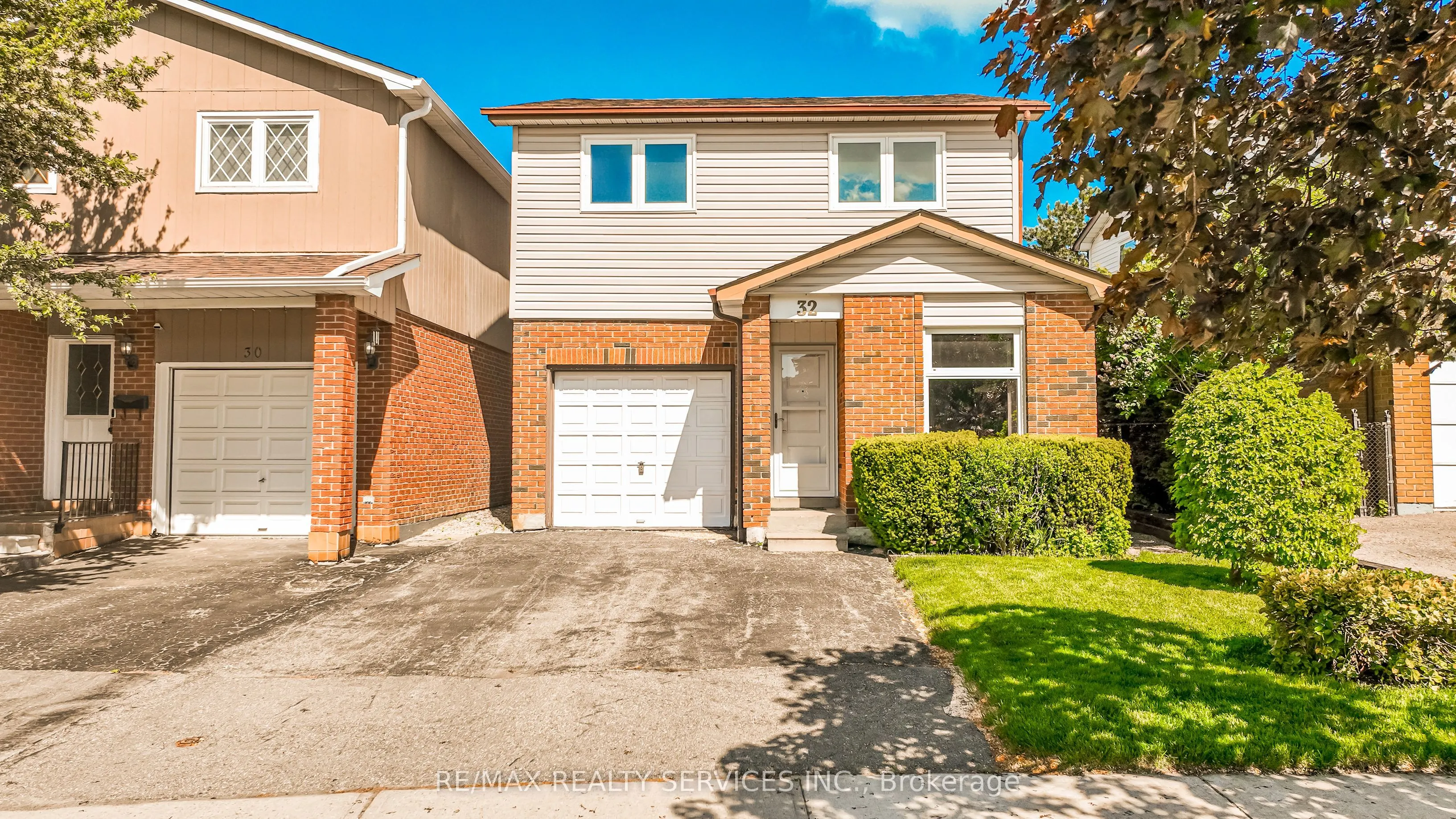 32 Winterfold Drive