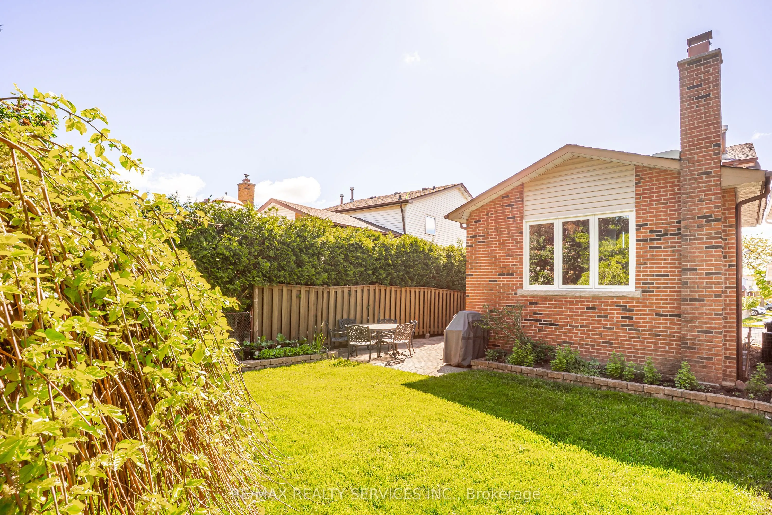 32 Winterfold Drive