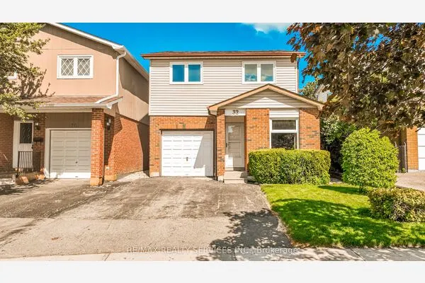 32 Winterfold Drive