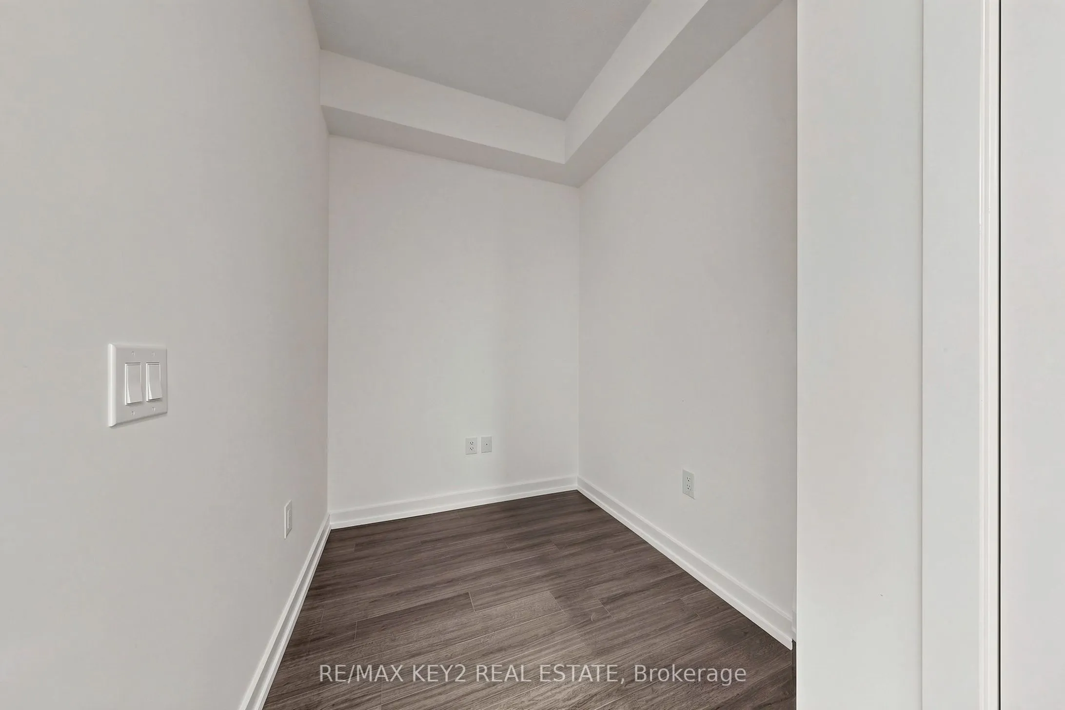 4010 Eglinton Avenue W #2316