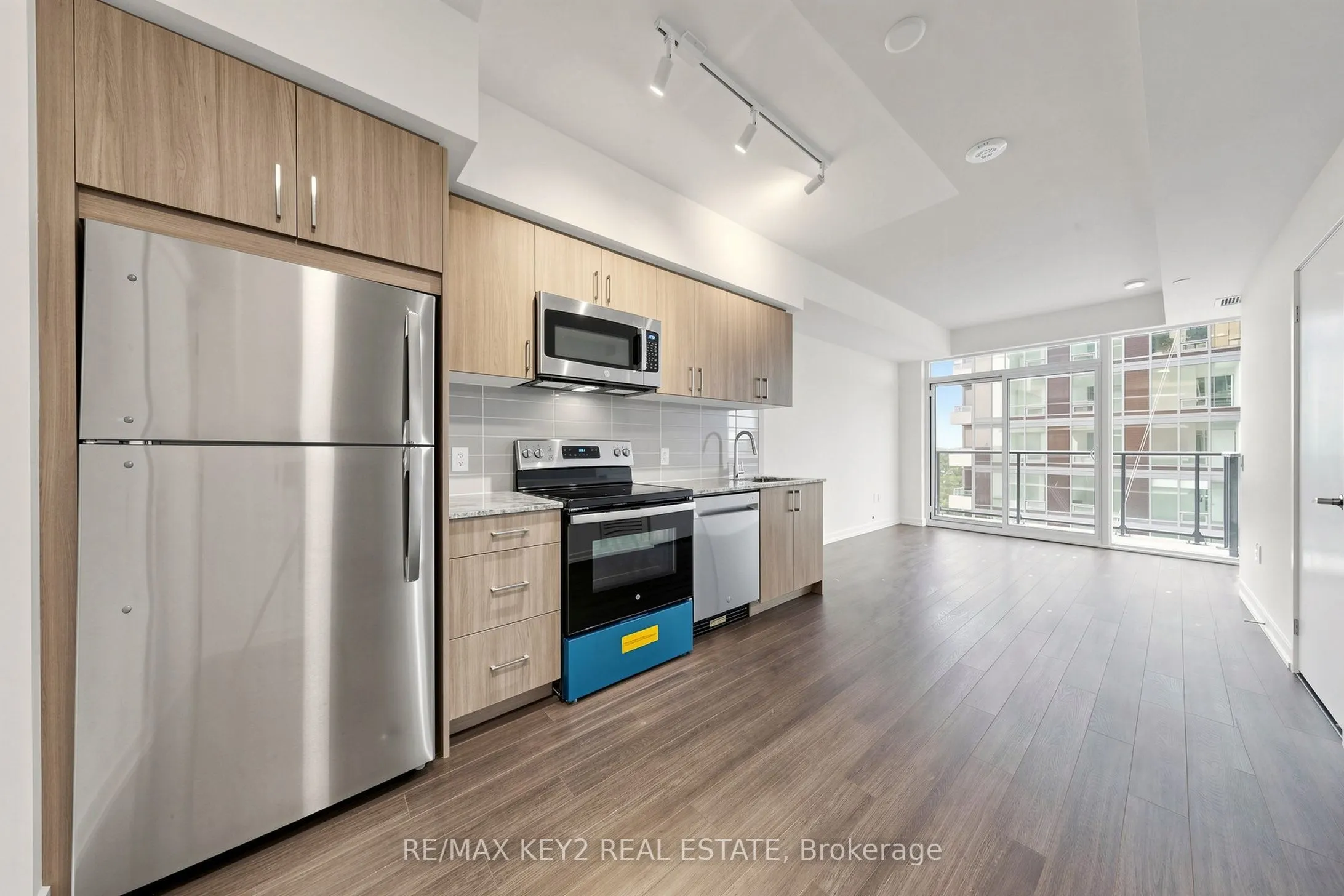 4010 Eglinton Avenue W #2316