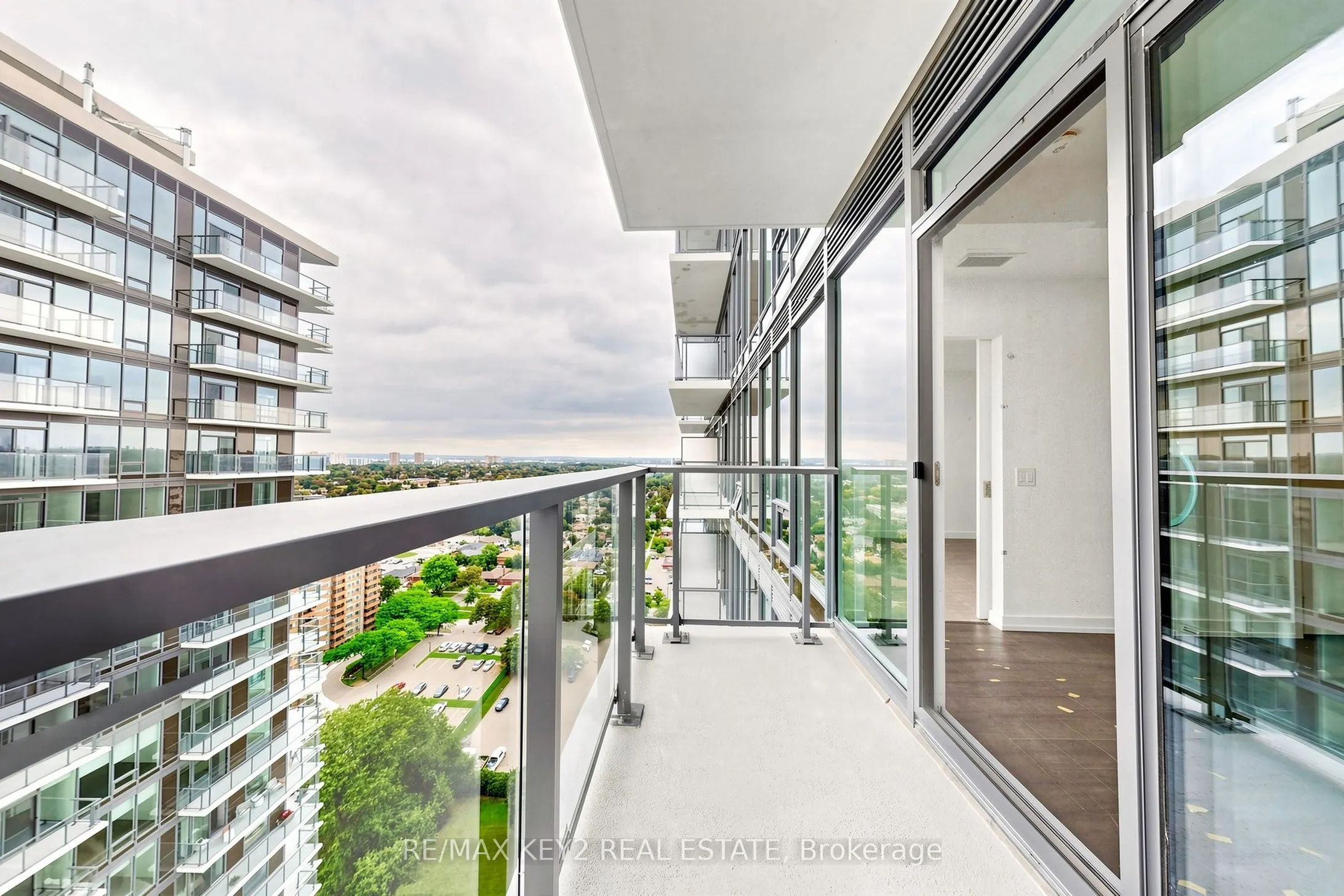 4010 Eglinton Avenue W #2316